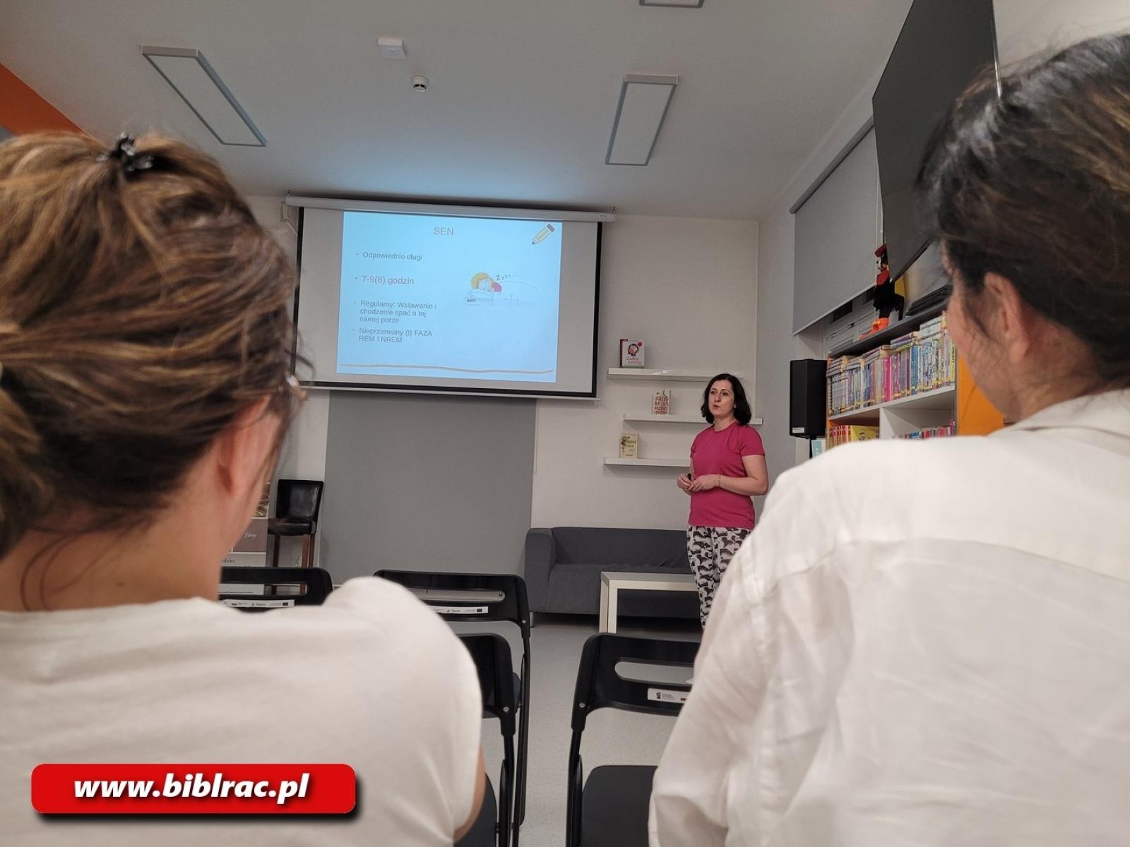 Zdjęcie w galerii na portalu naszraciborz.pl: Odpoczynek w biegu – mieszkańcy Raciborza odkrywali sposoby na regenerację w pracy wiadomości z regionu