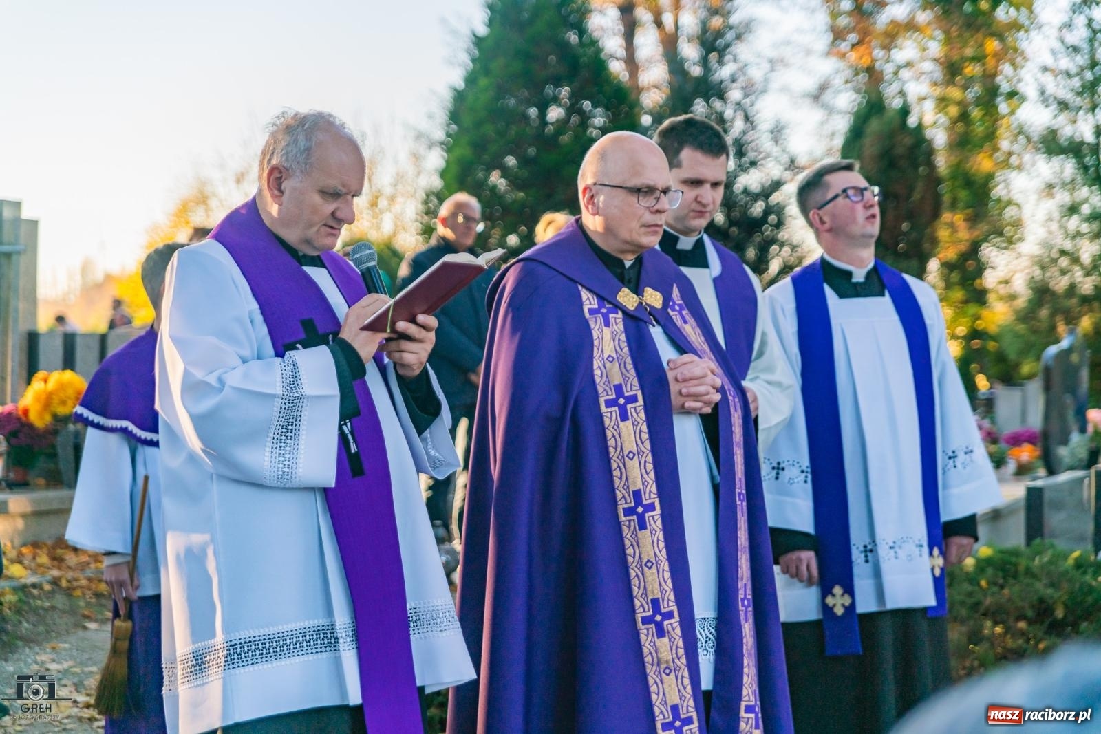 Zdjęcie w galerii na portalu naszraciborz.pl: Nieszpory i procesja na cmentarzu Jeruzalem [FOTO i WIDEO] wiadomości z regionu