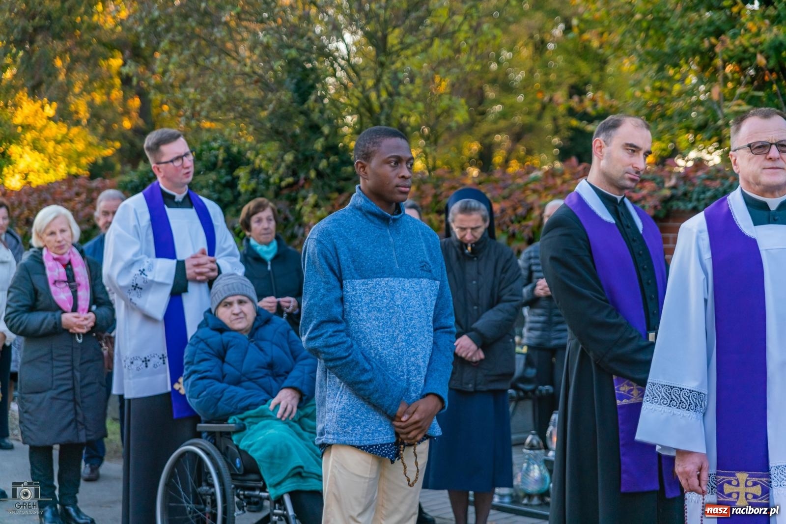 Zdjęcie w galerii na portalu naszraciborz.pl: Nieszpory i procesja na cmentarzu Jeruzalem [FOTO i WIDEO] wiadomości z regionu