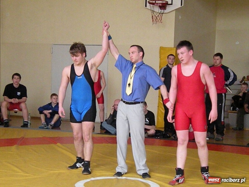 Zdjęcie w galerii na portalu naszraciborz.pl: Zapaśniczy puchar Śląska w Zabełkowie wiadomości z regionu