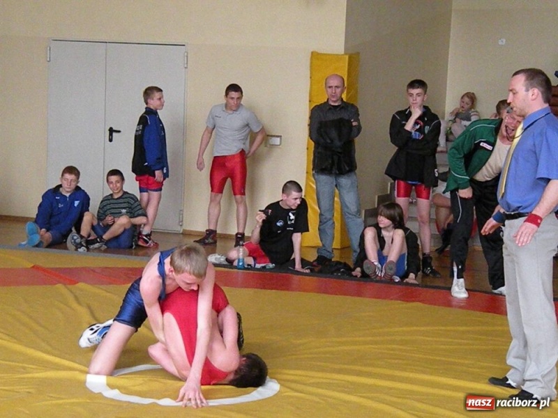Zdjęcie w galerii na portalu naszraciborz.pl: Zapaśniczy puchar Śląska w Zabełkowie wiadomości z regionu