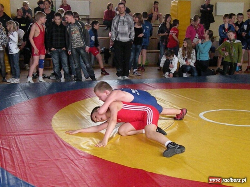 Zdjęcie w galerii na portalu naszraciborz.pl: Zapaśniczy puchar Śląska w Zabełkowie wiadomości z regionu