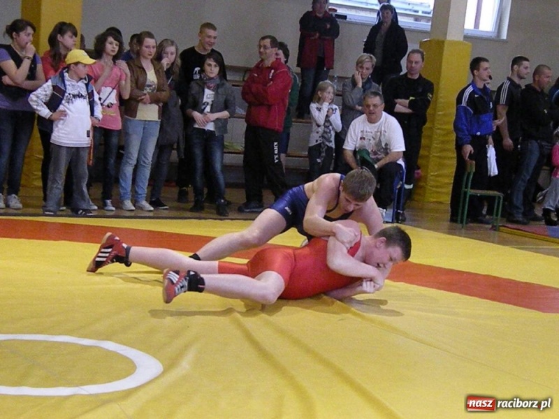 Zdjęcie w galerii na portalu naszraciborz.pl: Zapaśniczy puchar Śląska w Zabełkowie wiadomości z regionu