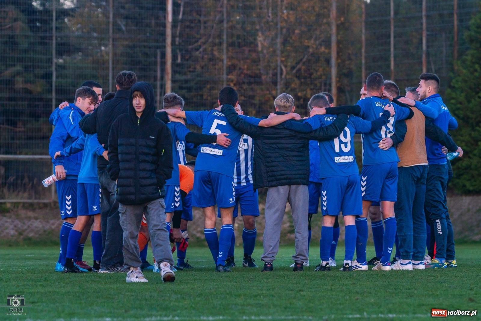 Zdjęcie w galerii na portalu naszraciborz.pl: Gole w końcówce tajną bronią Markowic [FOTO] wiadomości z regionu