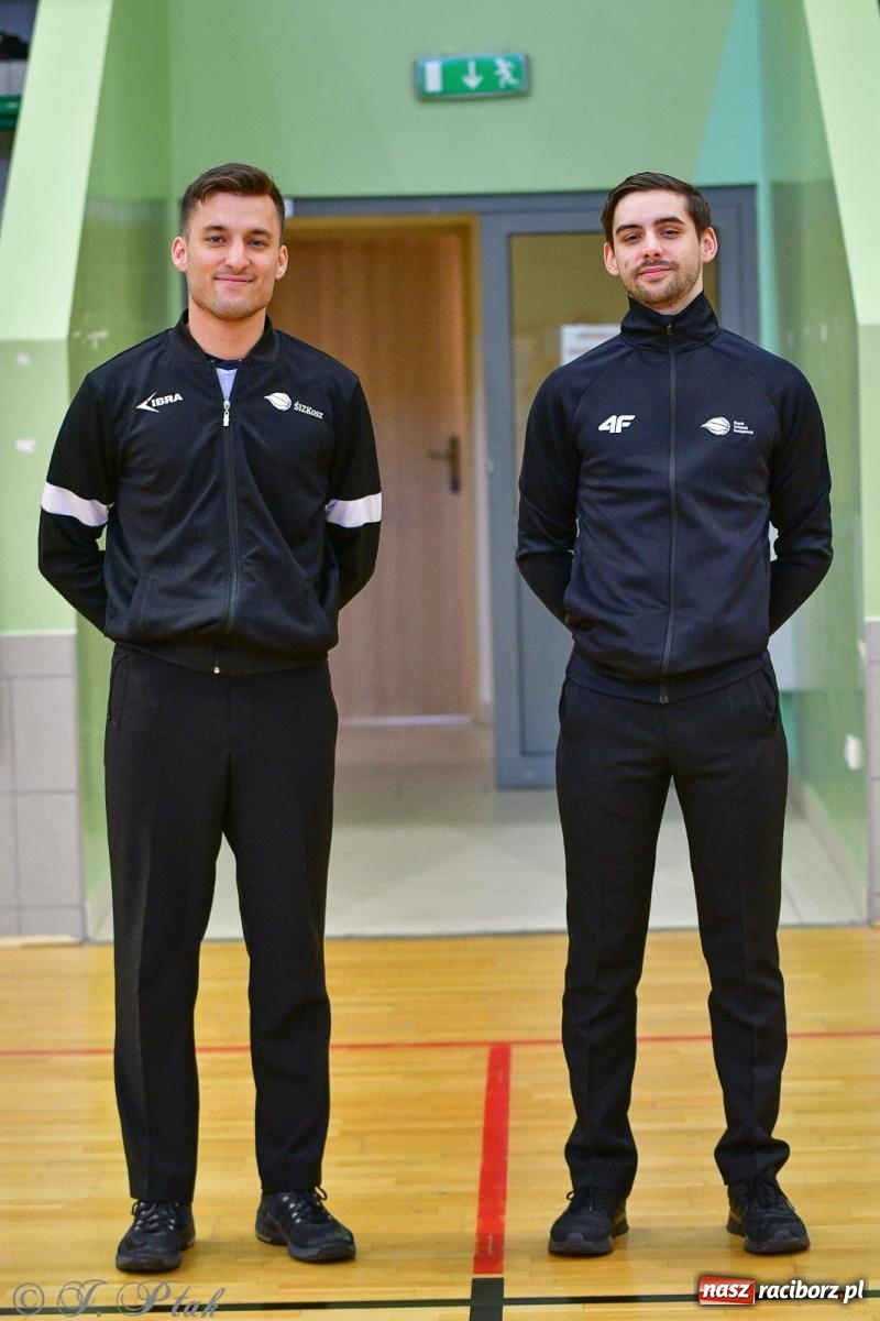 Zdjęcie w galerii na portalu naszraciborz.pl: Koszykówka. Cenna wygrana RKK AZS Racibórz [FOTO] wiadomości z regionu