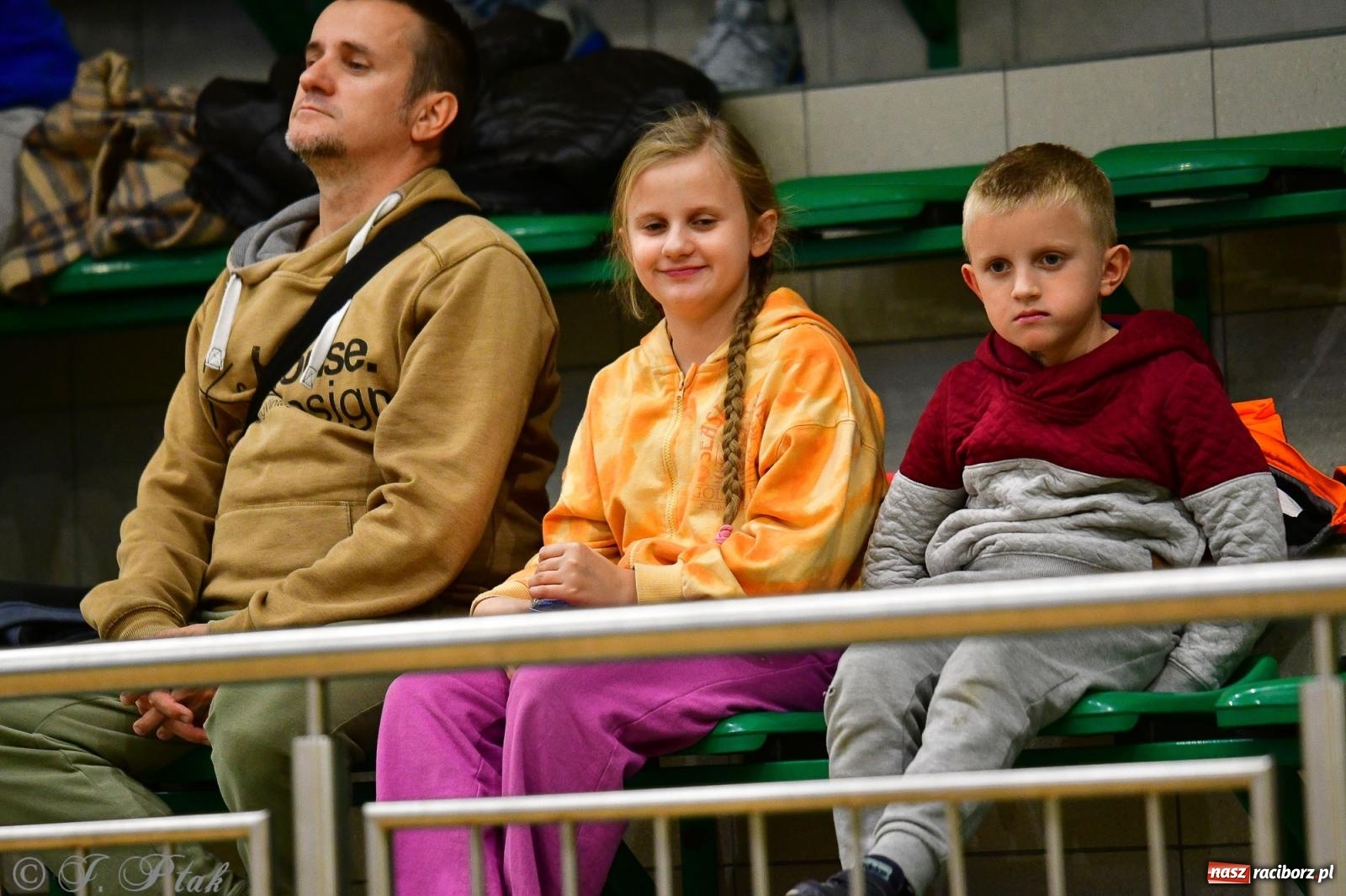 Zdjęcie w galerii na portalu naszraciborz.pl: Koszykówka. Cenna wygrana RKK AZS Racibórz [FOTO] wiadomości z regionu