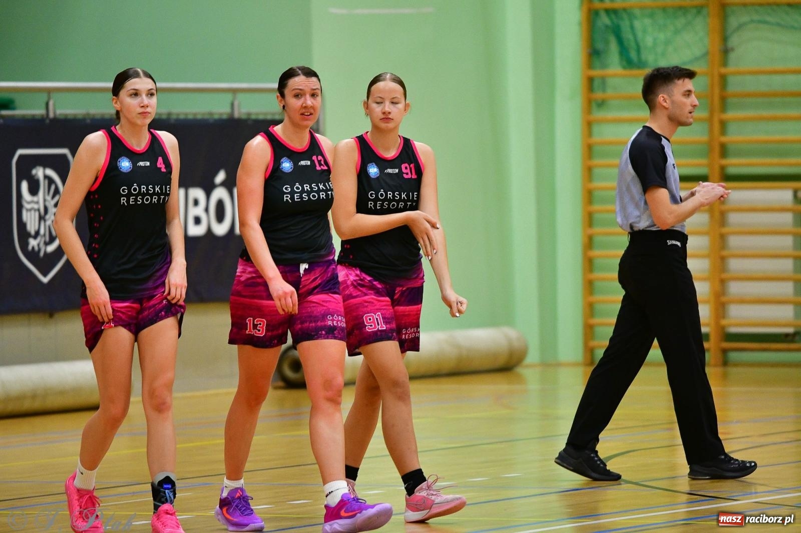 Zdjęcie w galerii na portalu naszraciborz.pl: Koszykówka. Cenna wygrana RKK AZS Racibórz [FOTO] wiadomości z regionu