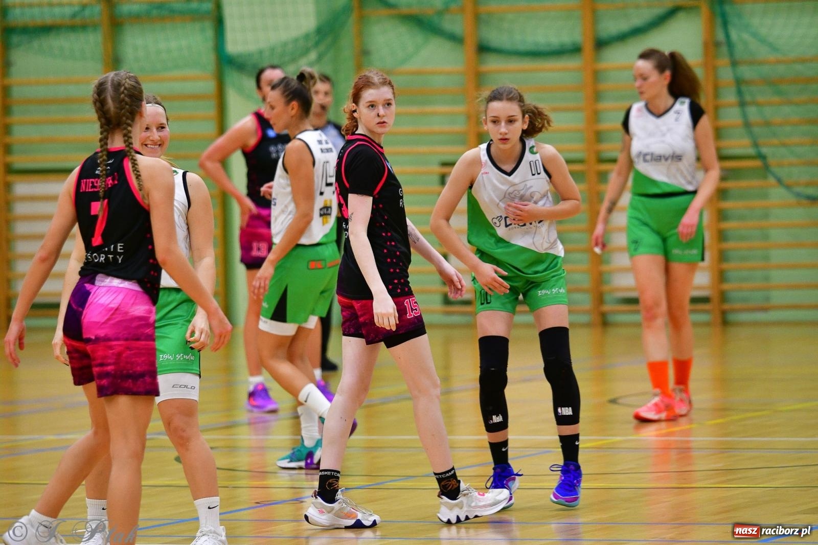 Zdjęcie w galerii na portalu naszraciborz.pl: Koszykówka. Cenna wygrana RKK AZS Racibórz [FOTO] wiadomości z regionu