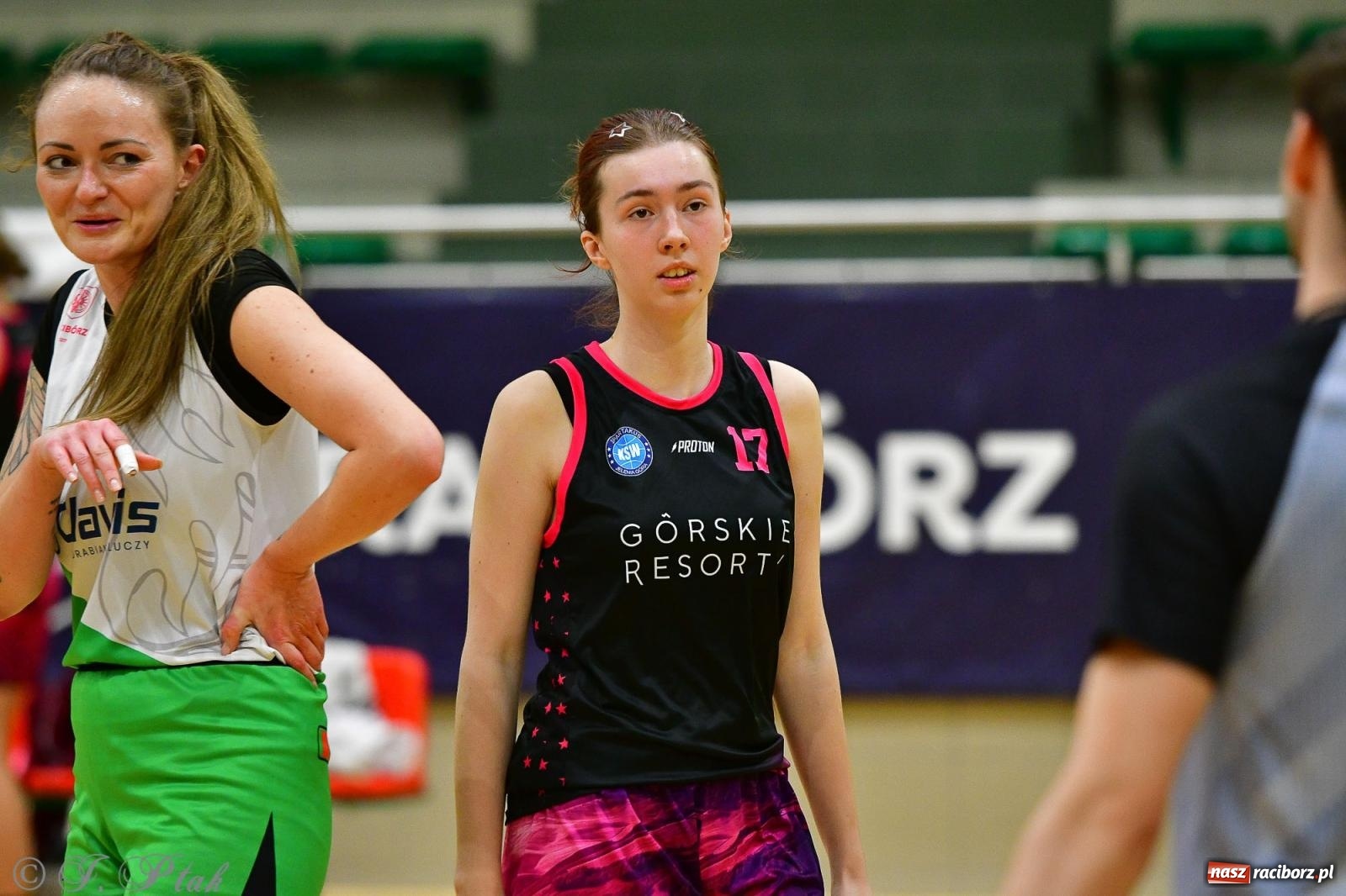 Zdjęcie w galerii na portalu naszraciborz.pl: Koszykówka. Cenna wygrana RKK AZS Racibórz [FOTO] wiadomości z regionu