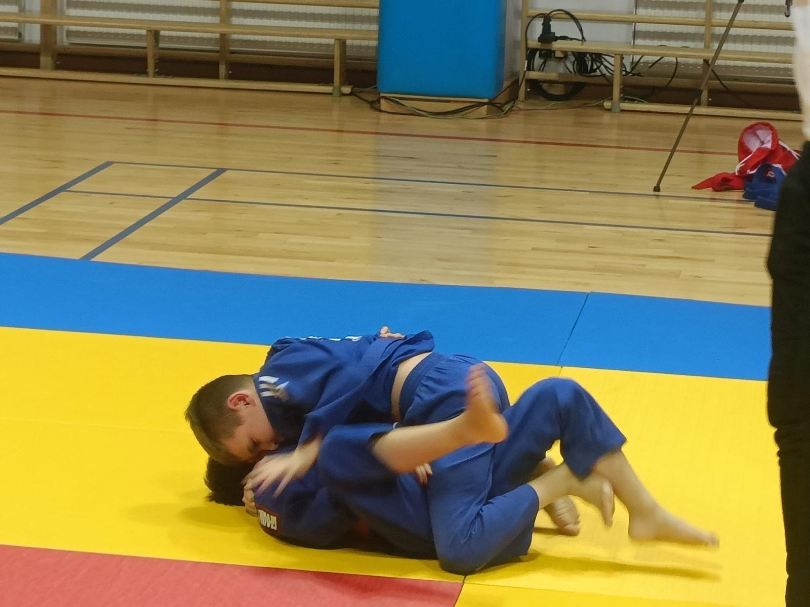 Zdjęcie w galerii na portalu naszraciborz.pl: Pięć złotych medali Łamatora na zawodach w Katowicach wiadomości z regionu