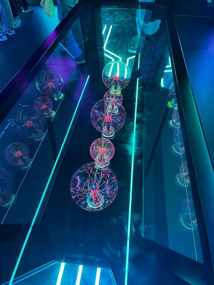 Zdjęcie w galerii na portalu naszraciborz.pl: Widowisko multimedialne Iskry Niepodległej już dostępne dla zwiedzających wiadomości z regionu