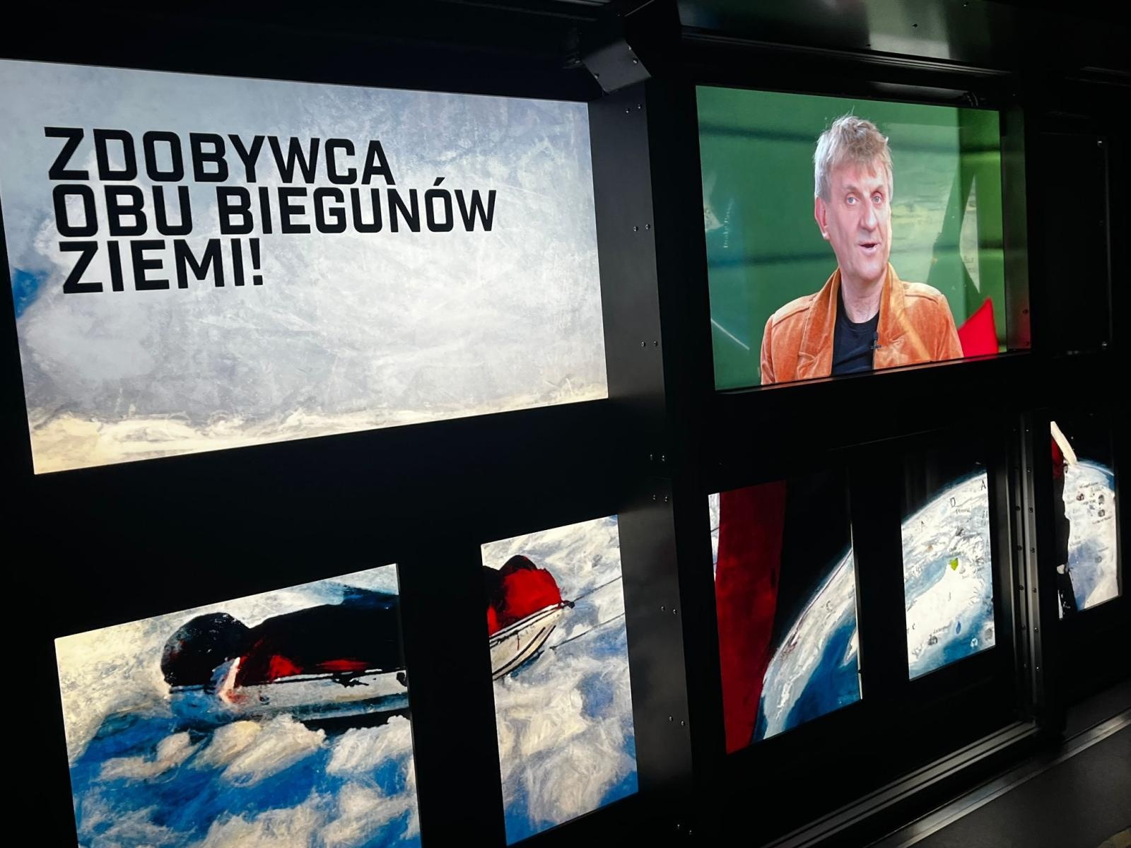 Zdjęcie w galerii na portalu naszraciborz.pl: Widowisko multimedialne Iskry Niepodległej już dostępne dla zwiedzających wiadomości z regionu