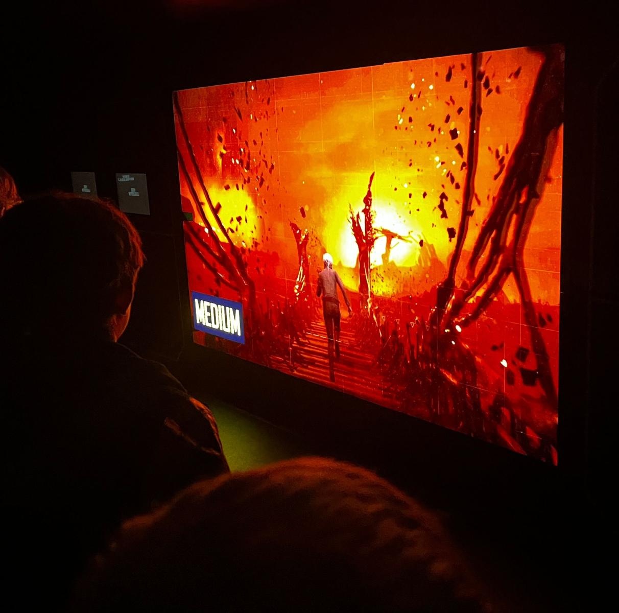 Zdjęcie w galerii na portalu naszraciborz.pl: Widowisko multimedialne Iskry Niepodległej już dostępne dla zwiedzających wiadomości z regionu