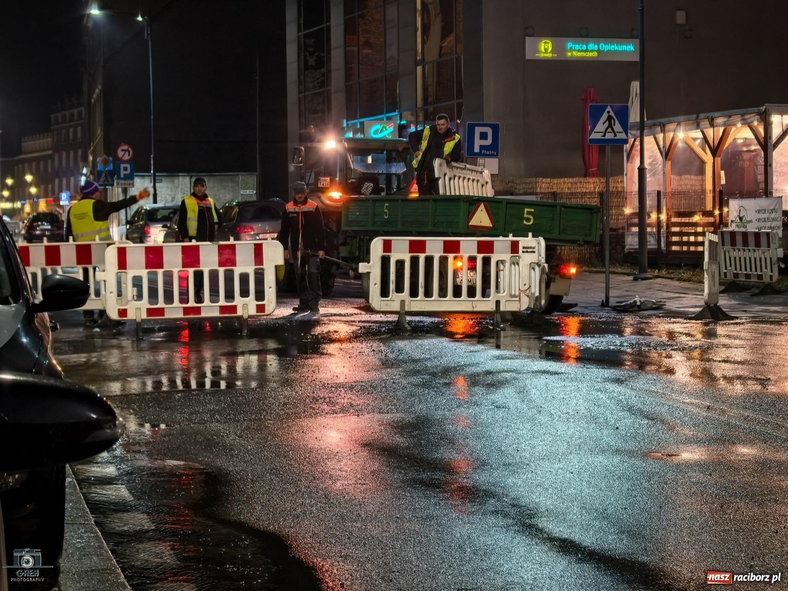 Zdjęcie w galerii na portalu naszraciborz.pl: Brak wody na kilku raciborskich ulicach. Trwa usuwanie awarii wiadomości z regionu