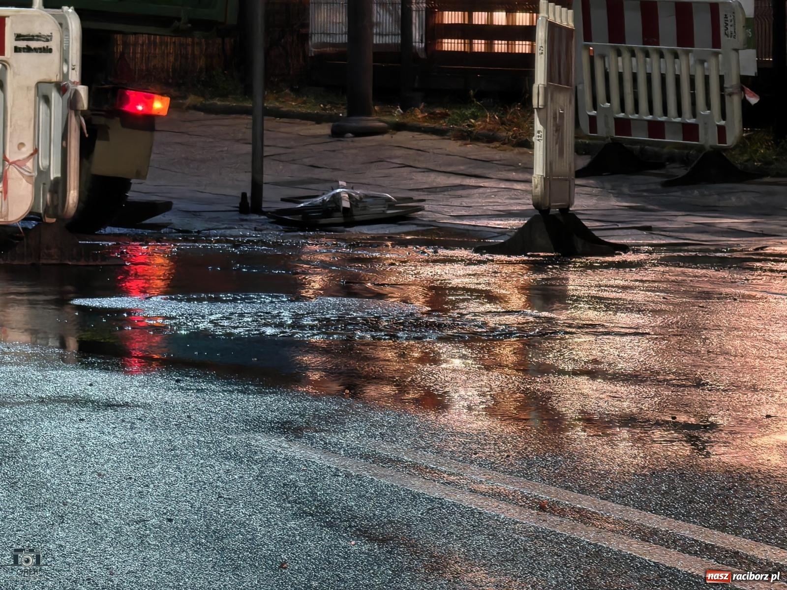 Zdjęcie w galerii na portalu naszraciborz.pl: Brak wody na kilku raciborskich ulicach. Trwa usuwanie awarii wiadomości z regionu