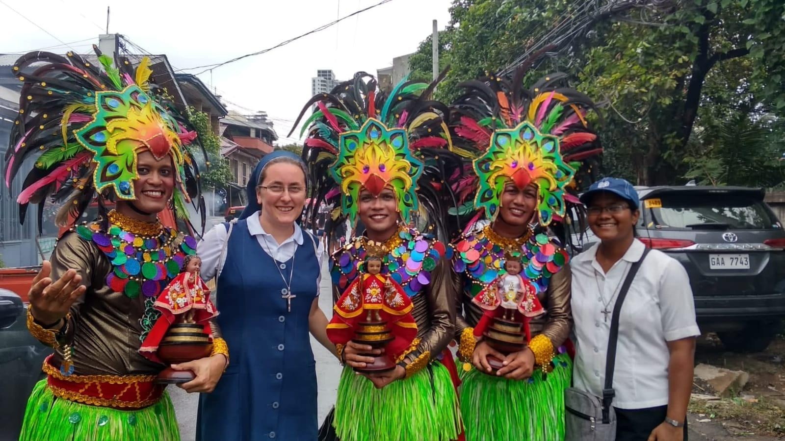 Zdjęcie w galerii na portalu naszraciborz.pl: W Punkt. Siostra Barbara od niestrudzonej pracy misyjnej wiadomości z regionu