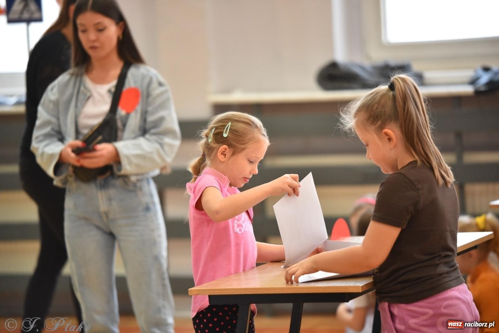 Zdjęcie w galerii na portalu naszraciborz.pl: II edycja raciborskiego konkursu Bezpieczne dzieci – znam, wiem, umiem [FOTO i WIDEO] wiadomości z regionu