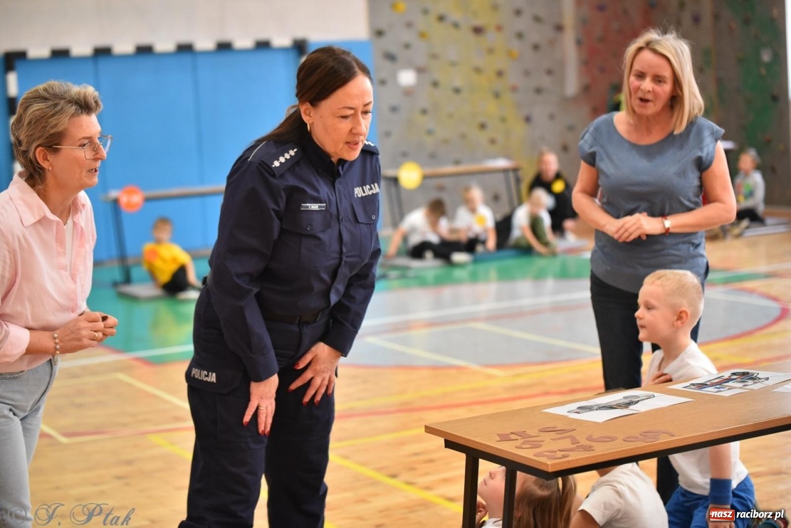 Zdjęcie w galerii na portalu naszraciborz.pl: II edycja raciborskiego konkursu Bezpieczne dzieci – znam, wiem, umiem [FOTO i WIDEO] wiadomości z regionu