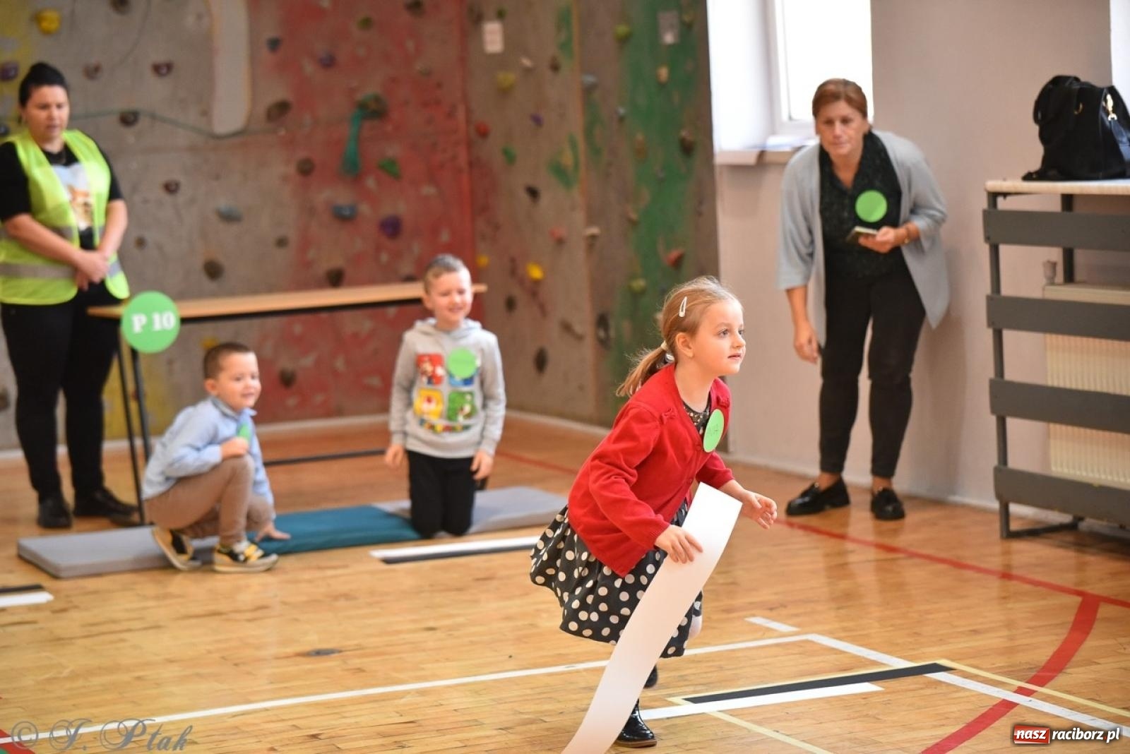 Zdjęcie w galerii na portalu naszraciborz.pl: II edycja raciborskiego konkursu Bezpieczne dzieci – znam, wiem, umiem [FOTO i WIDEO] wiadomości z regionu