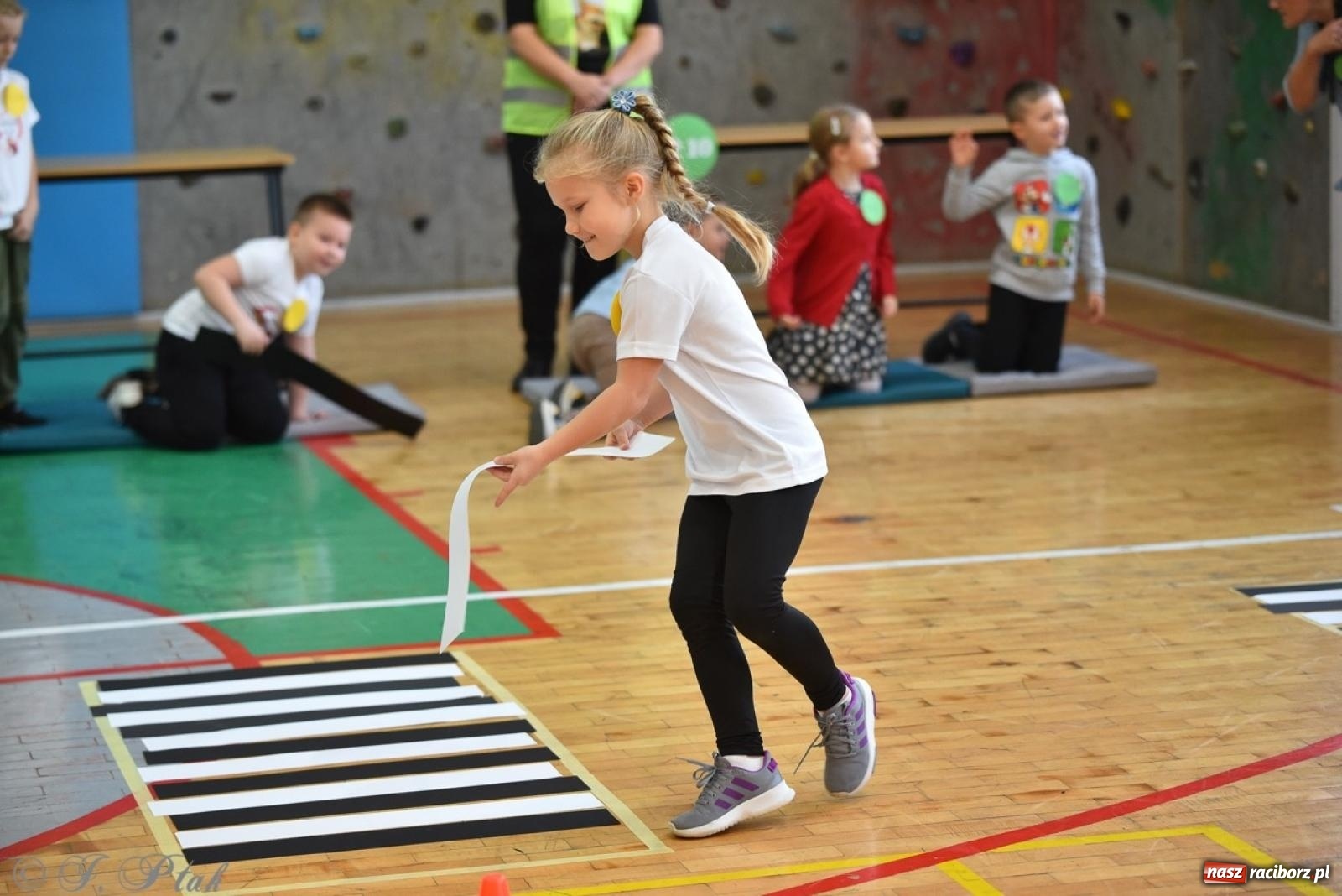 Zdjęcie w galerii na portalu naszraciborz.pl: II edycja raciborskiego konkursu Bezpieczne dzieci – znam, wiem, umiem [FOTO i WIDEO] wiadomości z regionu