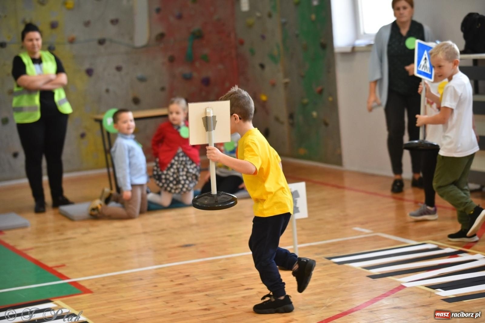 Zdjęcie w galerii na portalu naszraciborz.pl: II edycja raciborskiego konkursu Bezpieczne dzieci – znam, wiem, umiem [FOTO i WIDEO] wiadomości z regionu