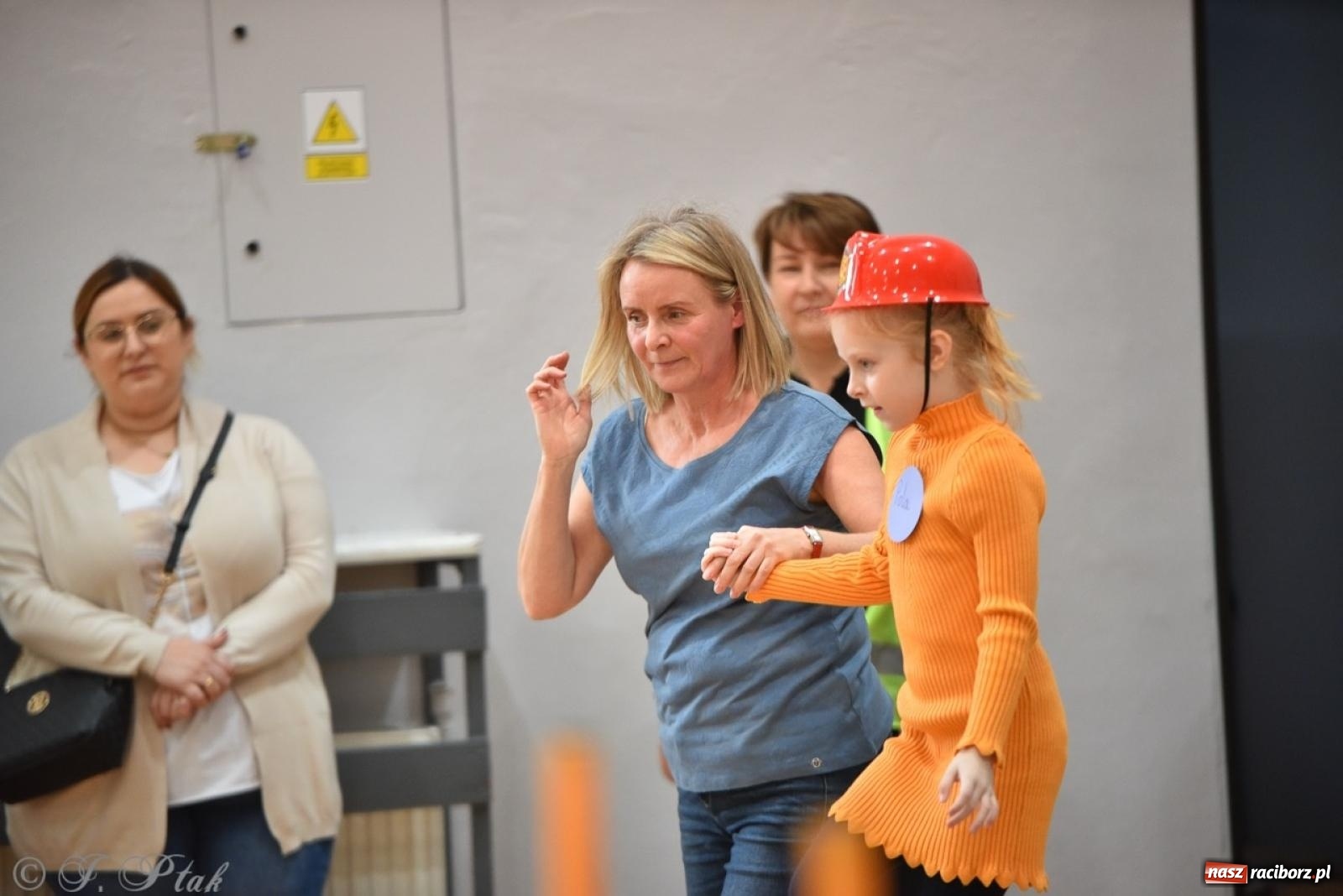 Zdjęcie w galerii na portalu naszraciborz.pl: II edycja raciborskiego konkursu Bezpieczne dzieci – znam, wiem, umiem [FOTO i WIDEO] wiadomości z regionu