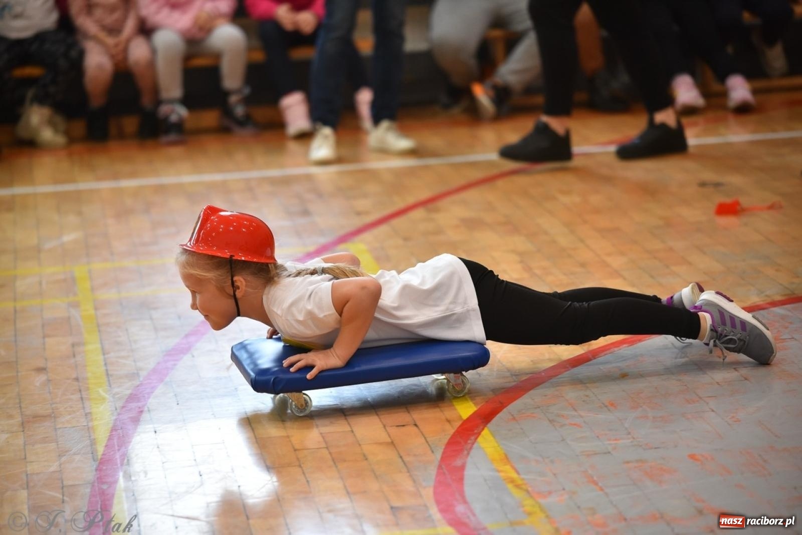 Zdjęcie w galerii na portalu naszraciborz.pl: II edycja raciborskiego konkursu Bezpieczne dzieci – znam, wiem, umiem [FOTO i WIDEO] wiadomości z regionu