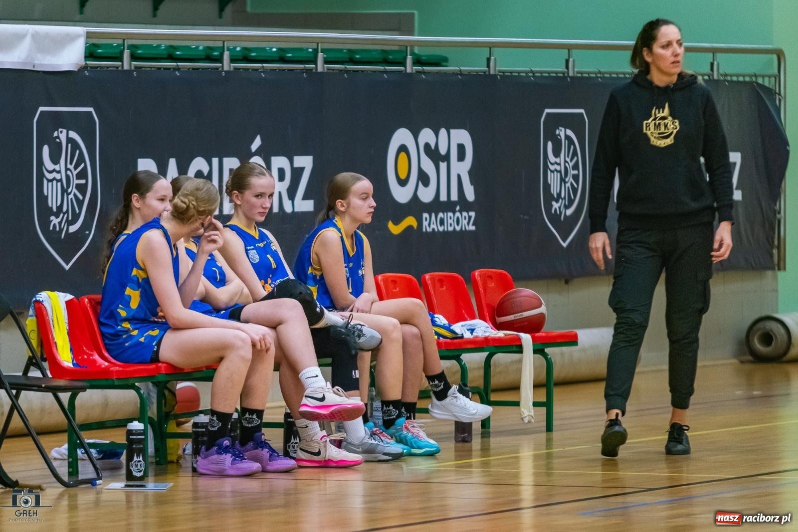 Zdjęcie w galerii na portalu naszraciborz.pl: Koszykarski dreszczowiec na inaugurację sezonu [FOTO i WIDEO] wiadomości z regionu