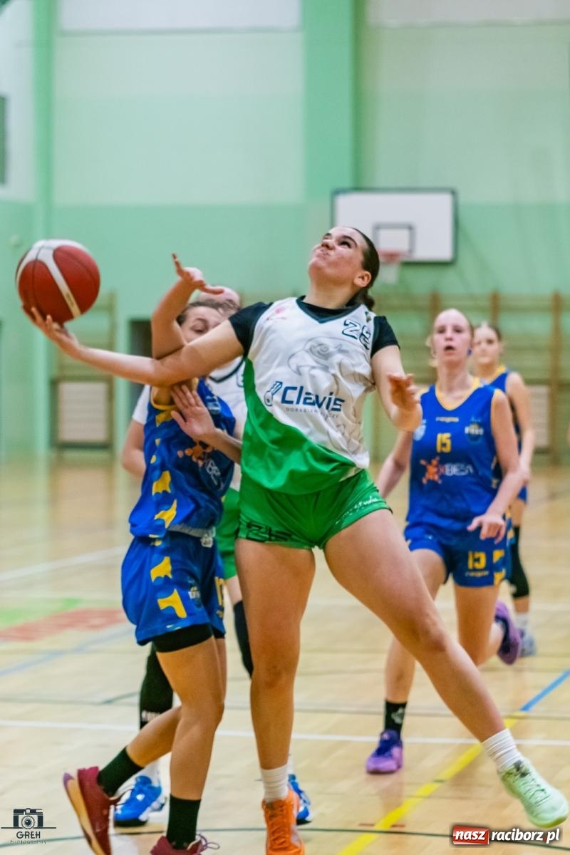 Zdjęcie w galerii na portalu naszraciborz.pl: Koszykarski dreszczowiec na inaugurację sezonu [FOTO i WIDEO] wiadomości z regionu