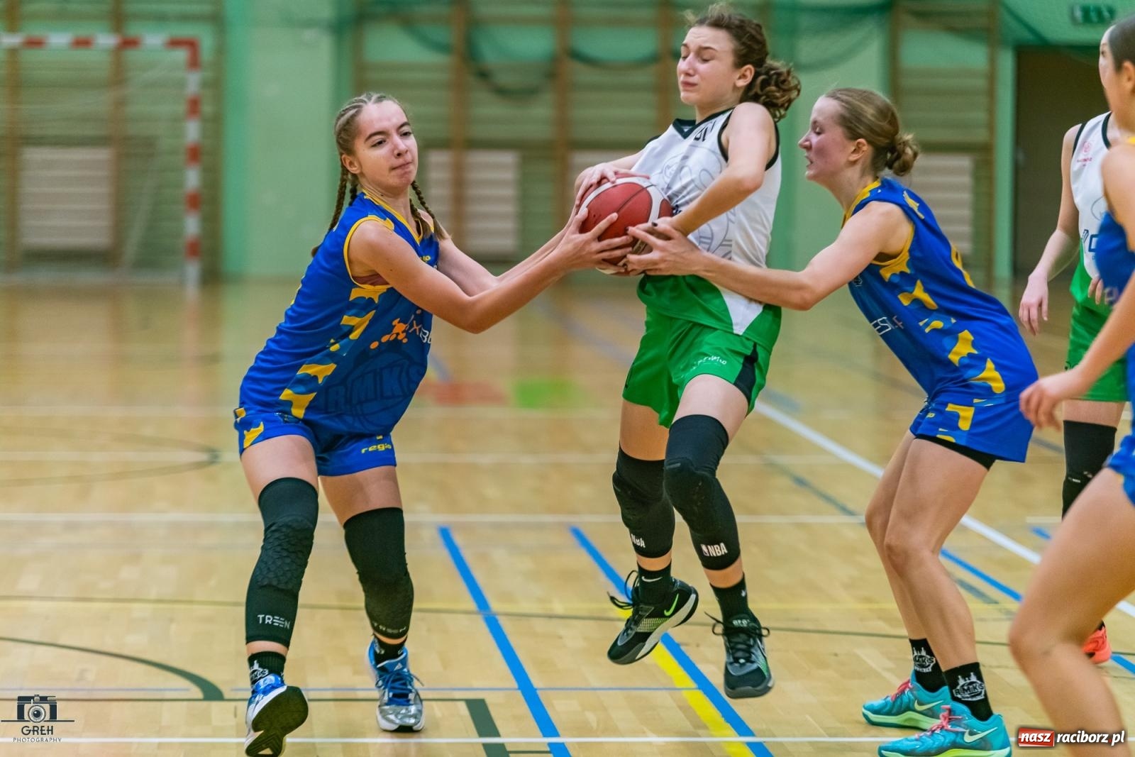 Zdjęcie w galerii na portalu naszraciborz.pl: Koszykarski dreszczowiec na inaugurację sezonu [FOTO i WIDEO] wiadomości z regionu