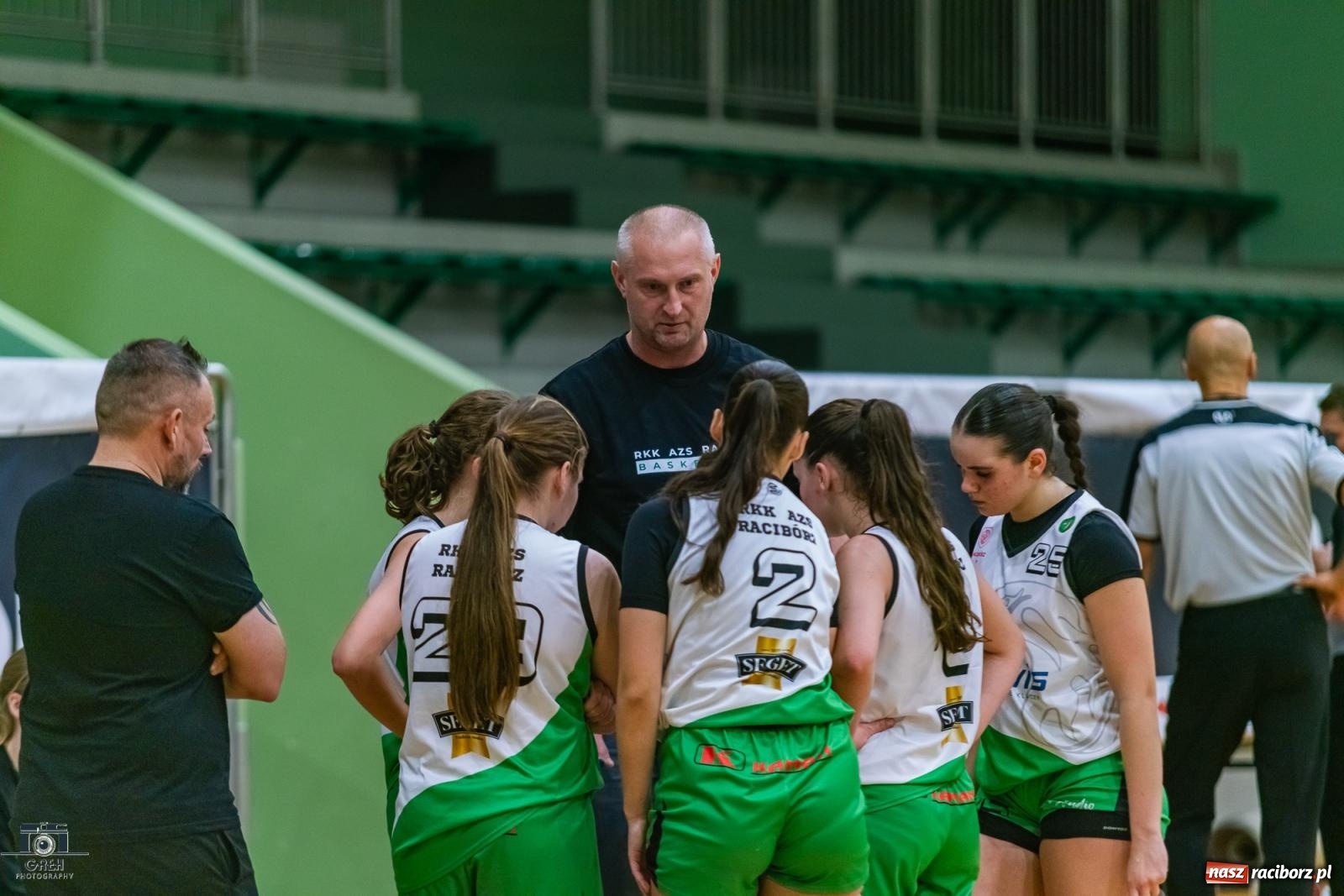 Zdjęcie w galerii na portalu naszraciborz.pl: Koszykarski dreszczowiec na inaugurację sezonu [FOTO i WIDEO] wiadomości z regionu