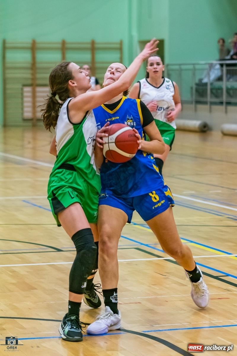 Zdjęcie w galerii na portalu naszraciborz.pl: Koszykarski dreszczowiec na inaugurację sezonu [FOTO i WIDEO] wiadomości z regionu