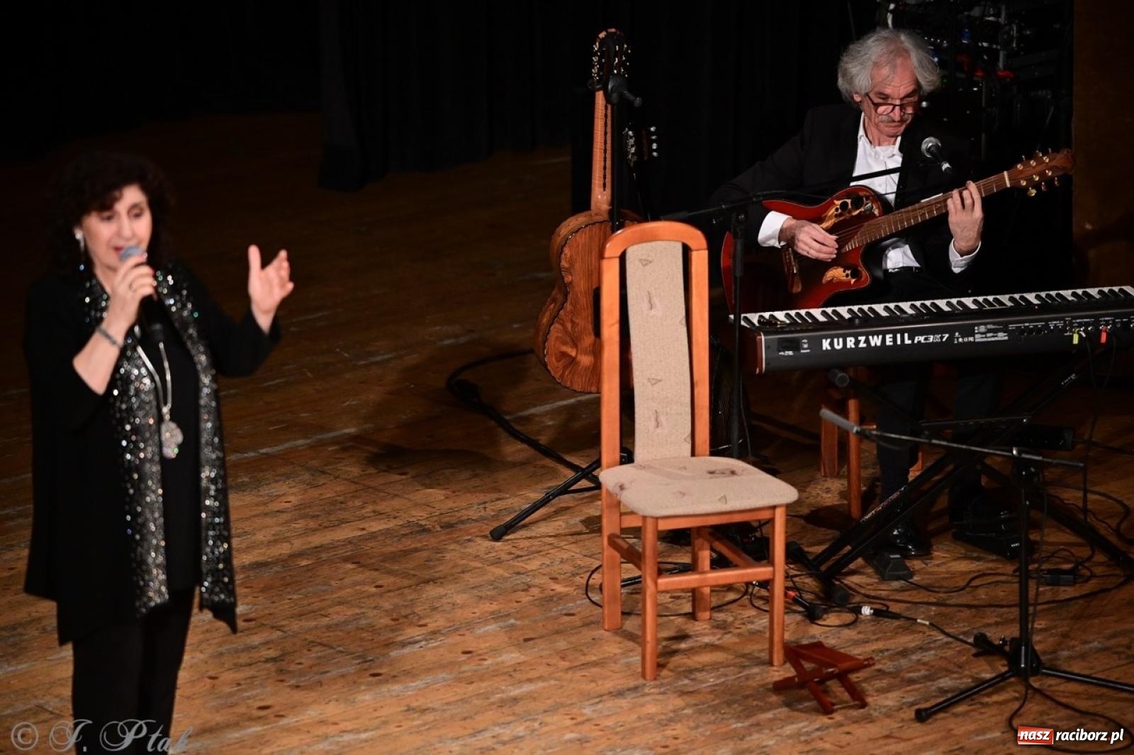 Zdjęcie w galerii na portalu naszraciborz.pl: Eleni świętuje 45-lecie kariery – koncert w Raciborzu pełen wzruszeń i największych przebojów wiadomości z regionu