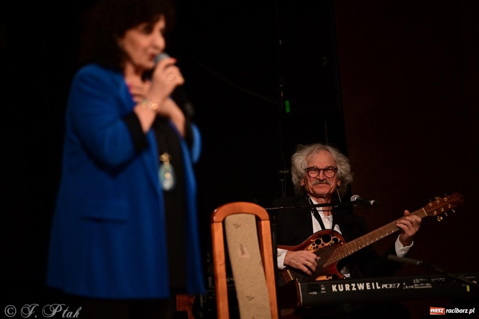 Zdjęcie w galerii na portalu naszraciborz.pl: Eleni świętuje 45-lecie kariery – koncert w Raciborzu pełen wzruszeń i największych przebojów wiadomości z regionu