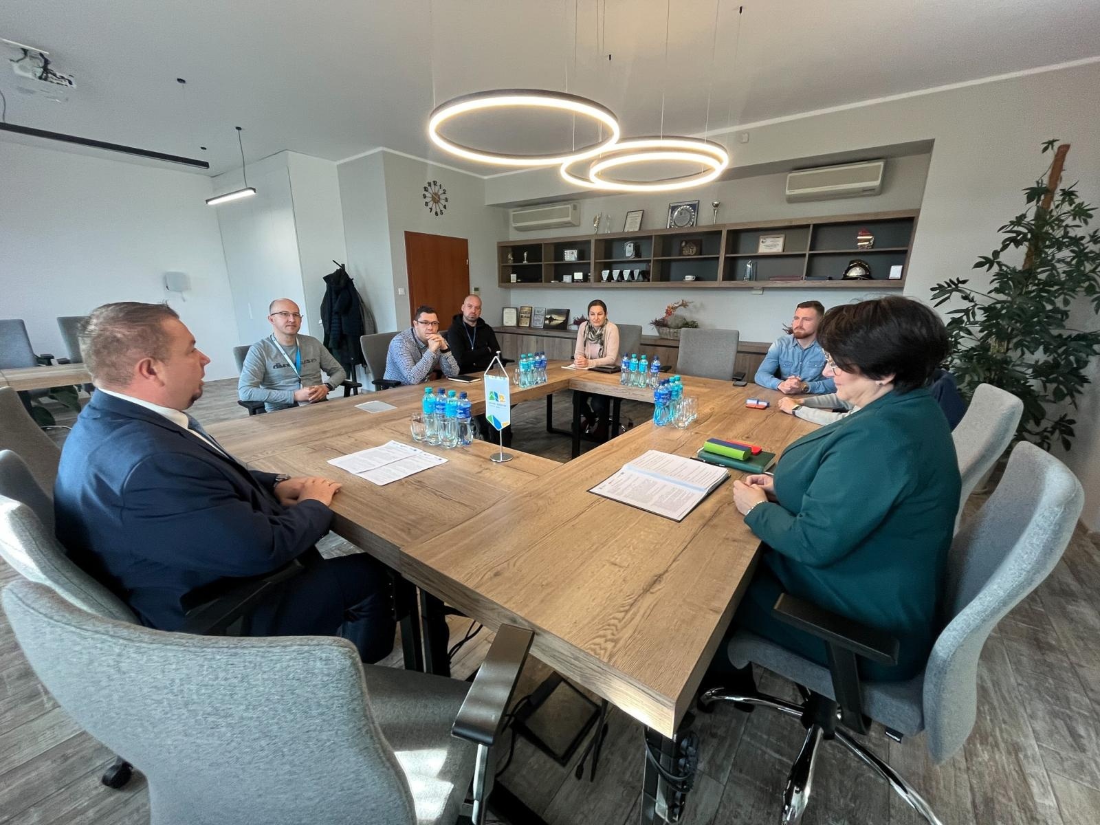 Zdjęcie w galerii na portalu naszraciborz.pl: Powiat Raciborski inwestuje w cyberbezpieczeństwo – podpisanie umowy z PROMAR IT wiadomości z regionu