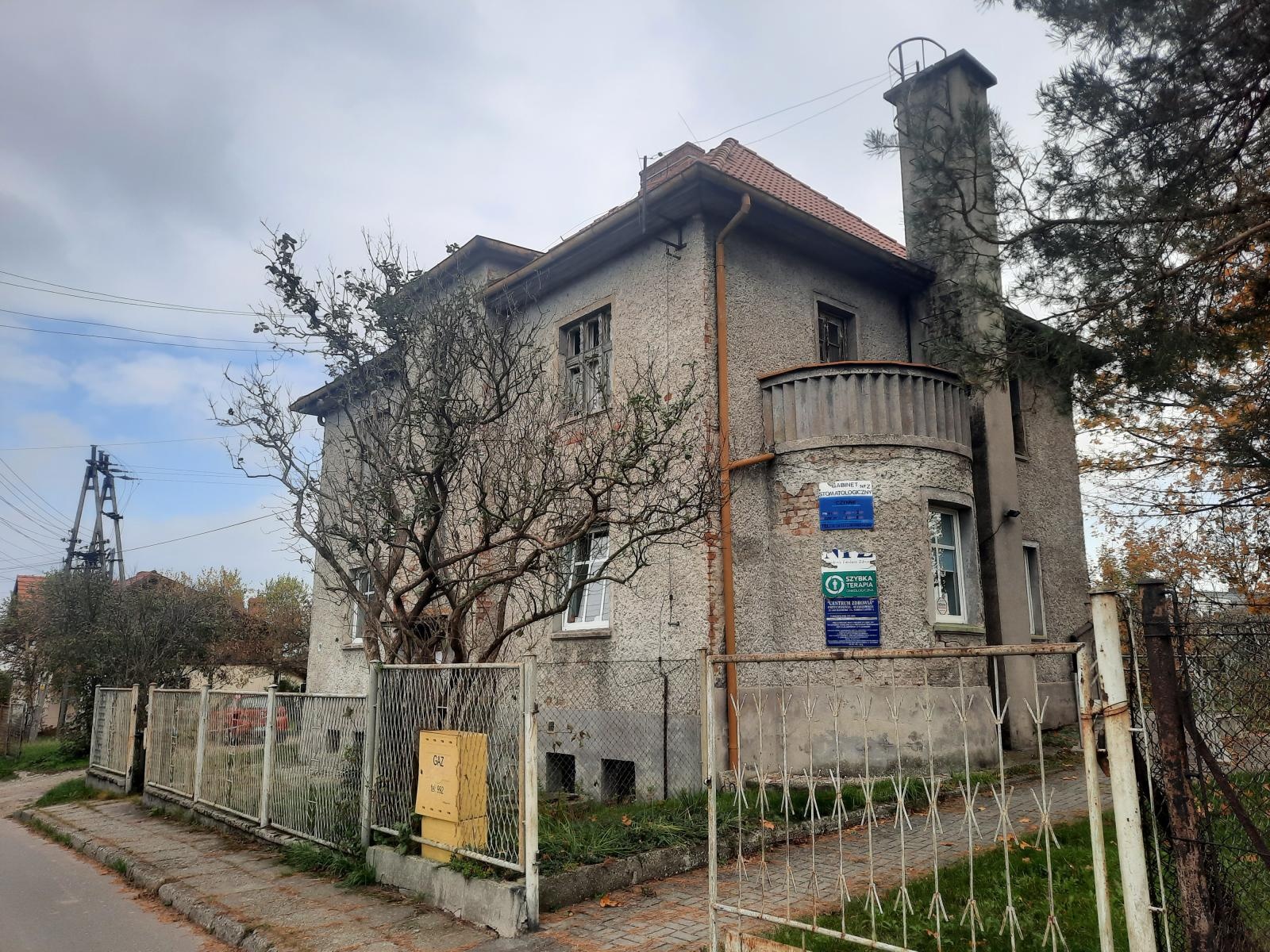 Zdjęcie w galerii na portalu naszraciborz.pl: Miasto przyjęło darowiznę od powiatu. To dawny markowicki ośrodek zdrowia wiadomości z regionu