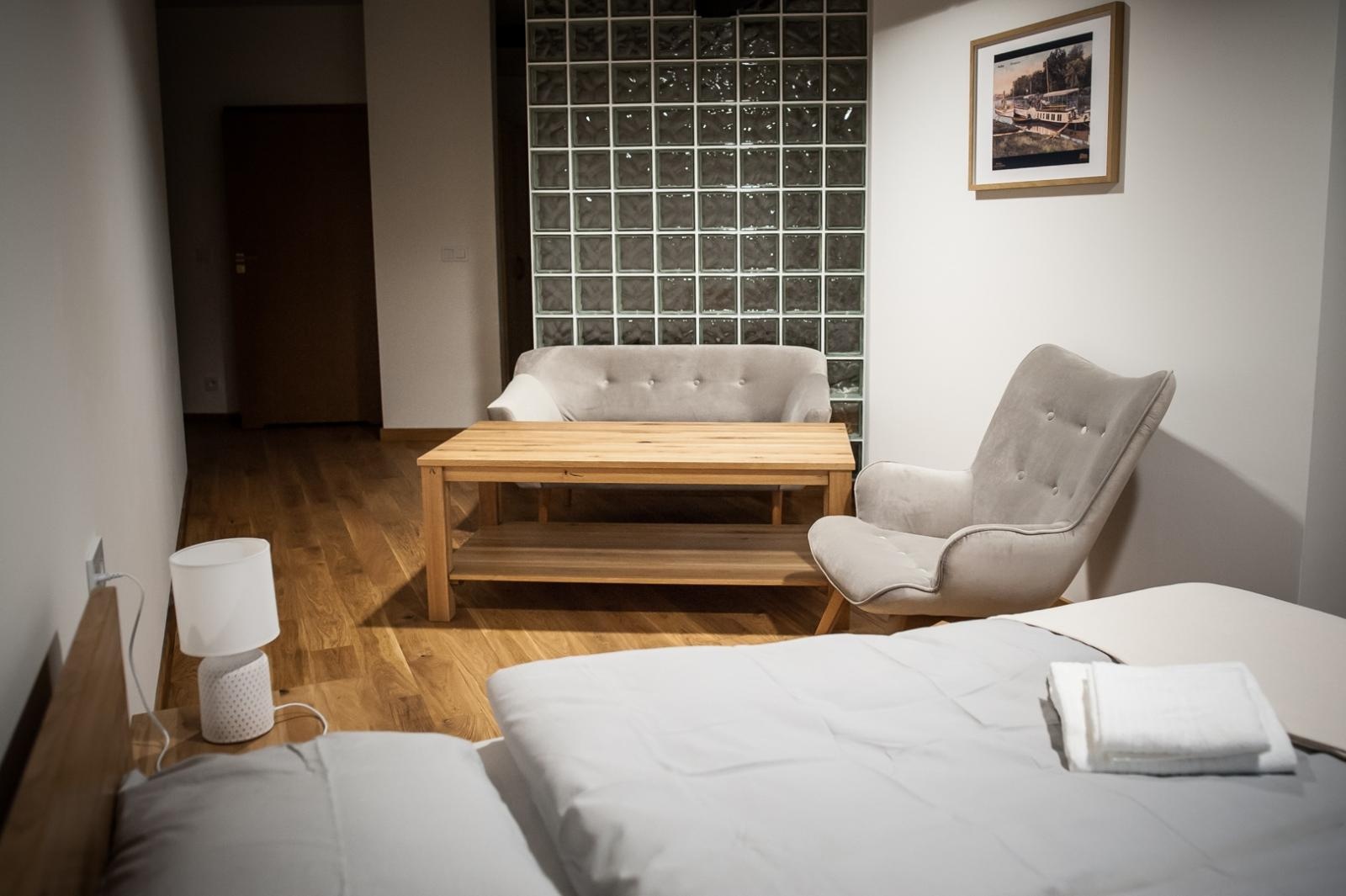 Zdjęcie w galerii na portalu naszraciborz.pl: Raciborski Zamek Piastowski udostępnił już komfortowe pokoje gościnne w odnowionej słodowni [FOTO] wiadomości z regionu