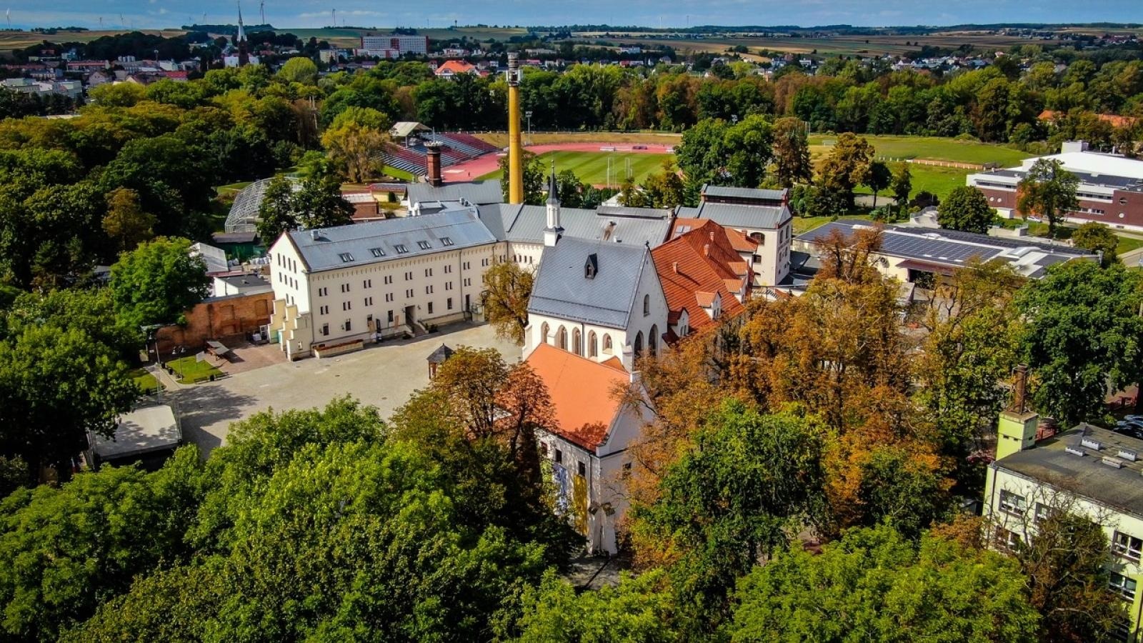 Zdjęcie w galerii na portalu naszraciborz.pl: Raciborski Zamek Piastowski udostępnił już komfortowe pokoje gościnne w odnowionej słodowni [FOTO] wiadomości z regionu
