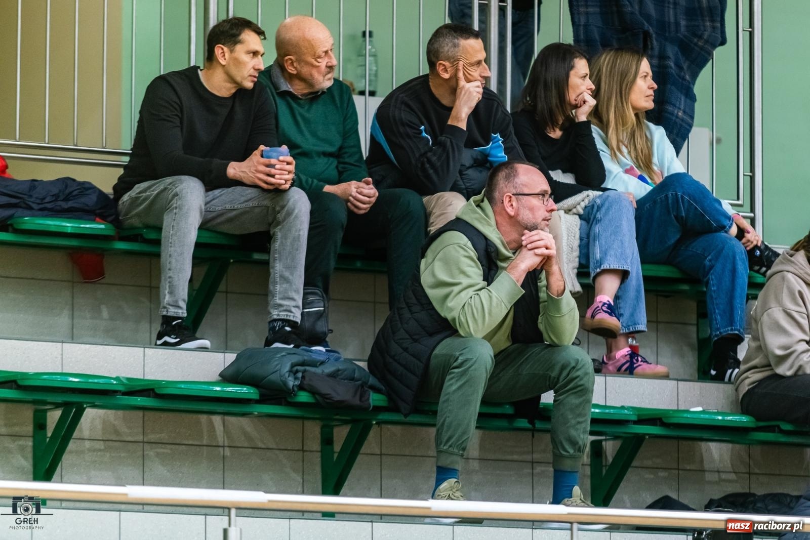 Zdjęcie w galerii na portalu naszraciborz.pl: Koszykówka. Horror z happy endem w hali przy Łąkowej [FOTO i WIDEO] wiadomości z regionu