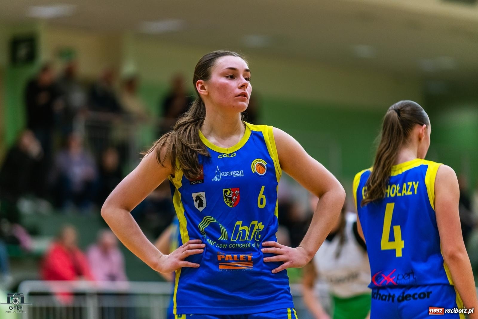 Zdjęcie w galerii na portalu naszraciborz.pl: Koszykówka. Horror z happy endem w hali przy Łąkowej [FOTO i WIDEO] wiadomości z regionu