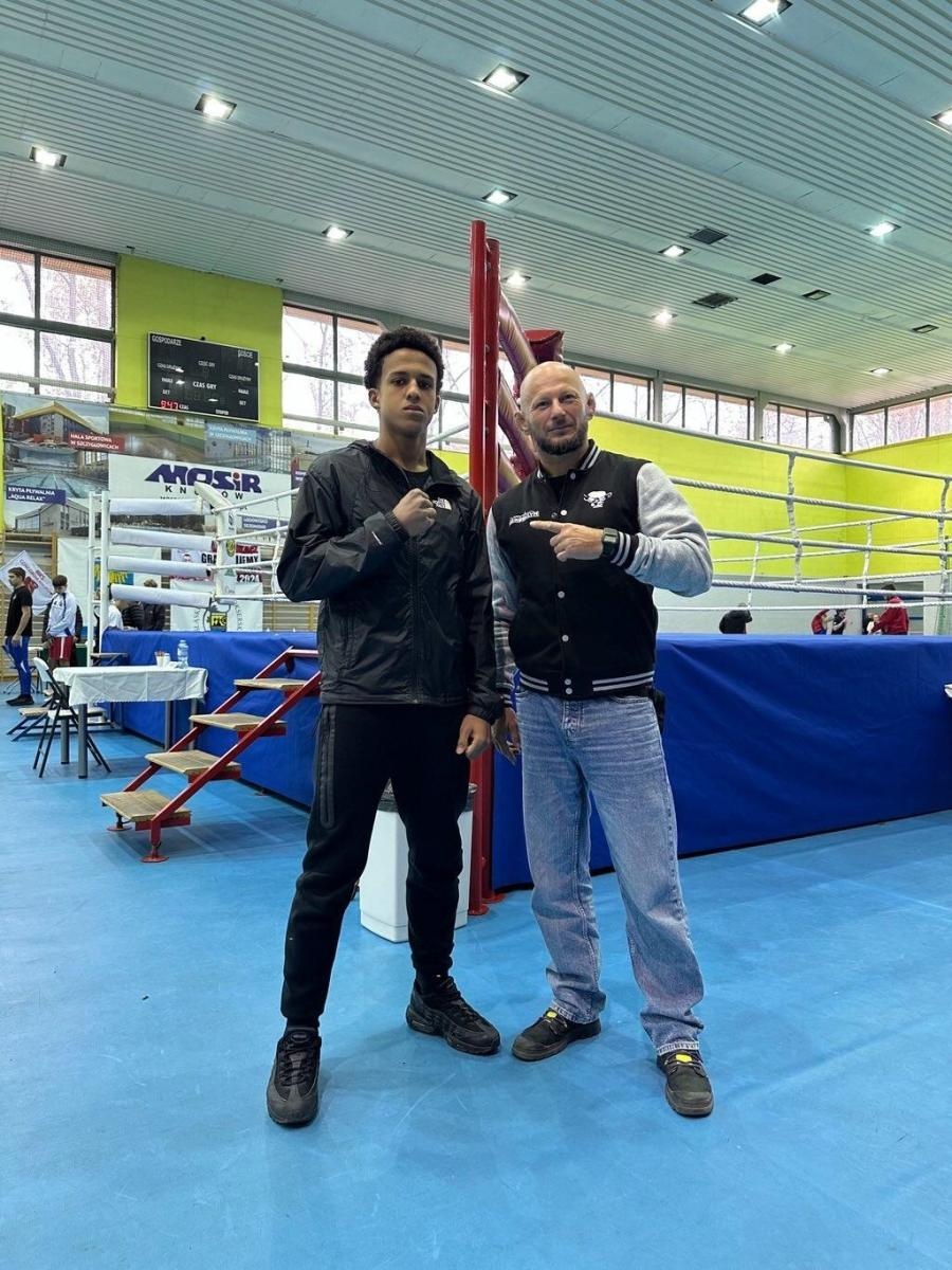 Zdjęcie w galerii na portalu naszraciborz.pl: Jonatan Koczy z Łamatora w finale Międzynarodowego Turnieju Bokserskiego im. Jerzego Krasnożona wiadomości z regionu