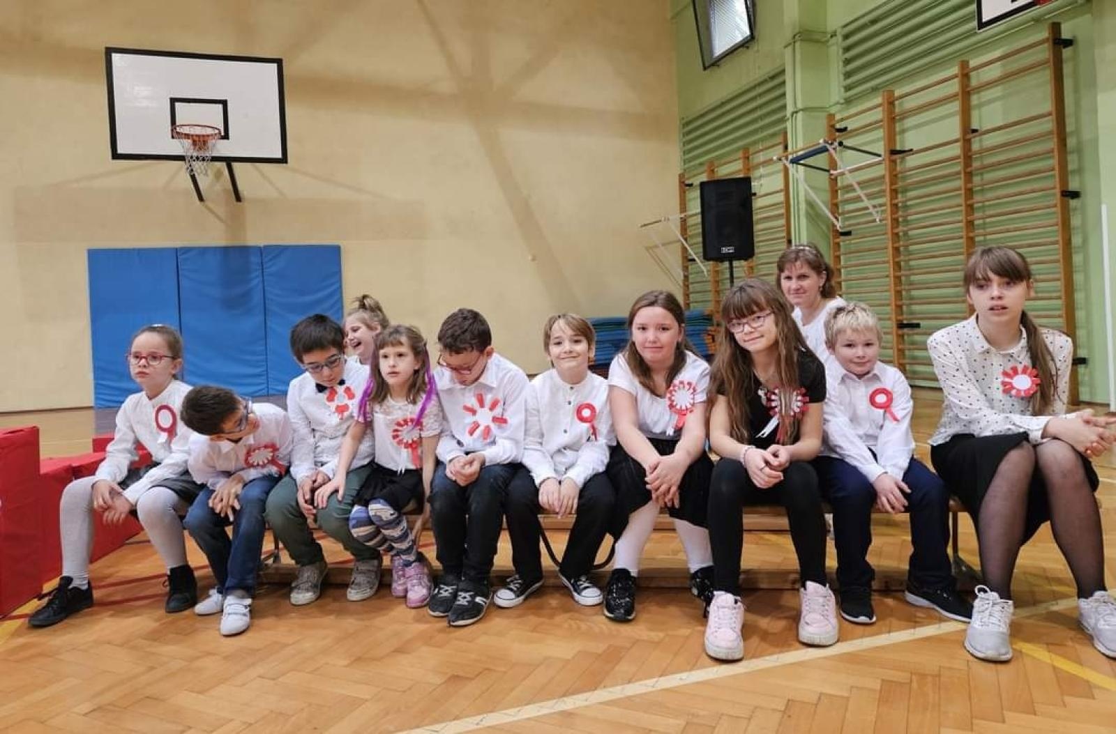 Zdjęcie w galerii na portalu naszraciborz.pl: Obchody Święta Niepodległości w Zespole Szkół Specjalnych w Raciborzu wiadomości z regionu