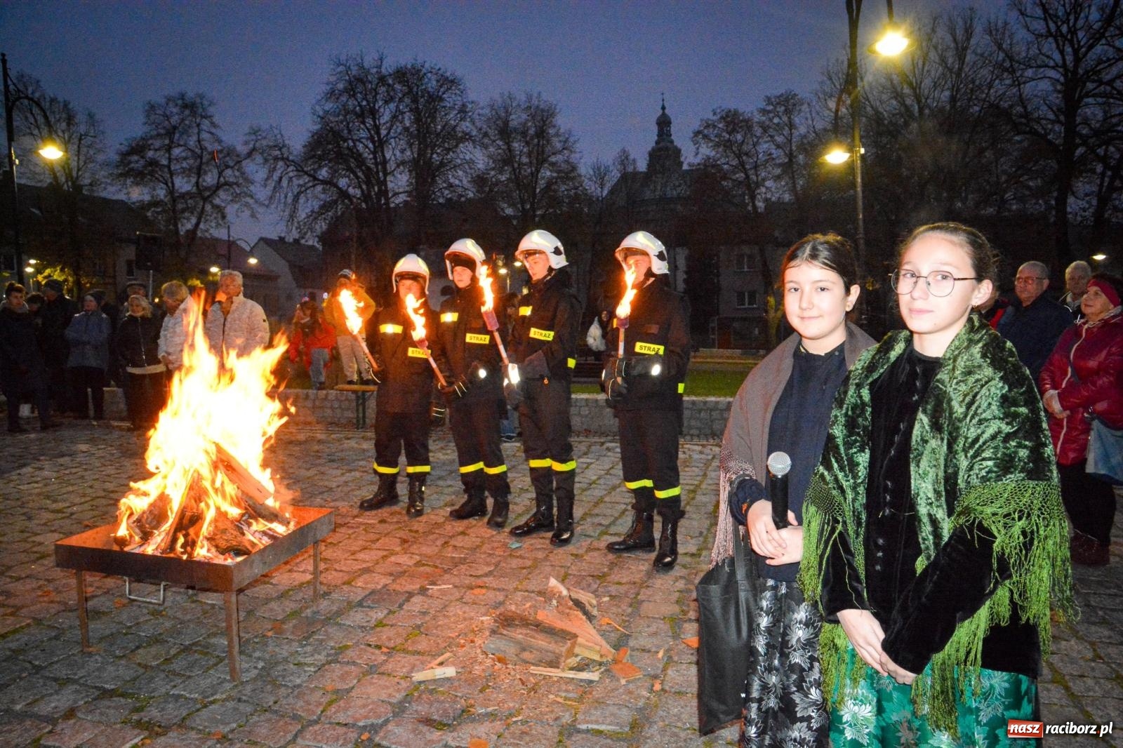 Zdjęcie w galerii na portalu naszraciborz.pl: Gęś i coca-cola. Święty Marcin przywitał mieszkańców Krzanowic w rytmie dixie wiadomości z regionu