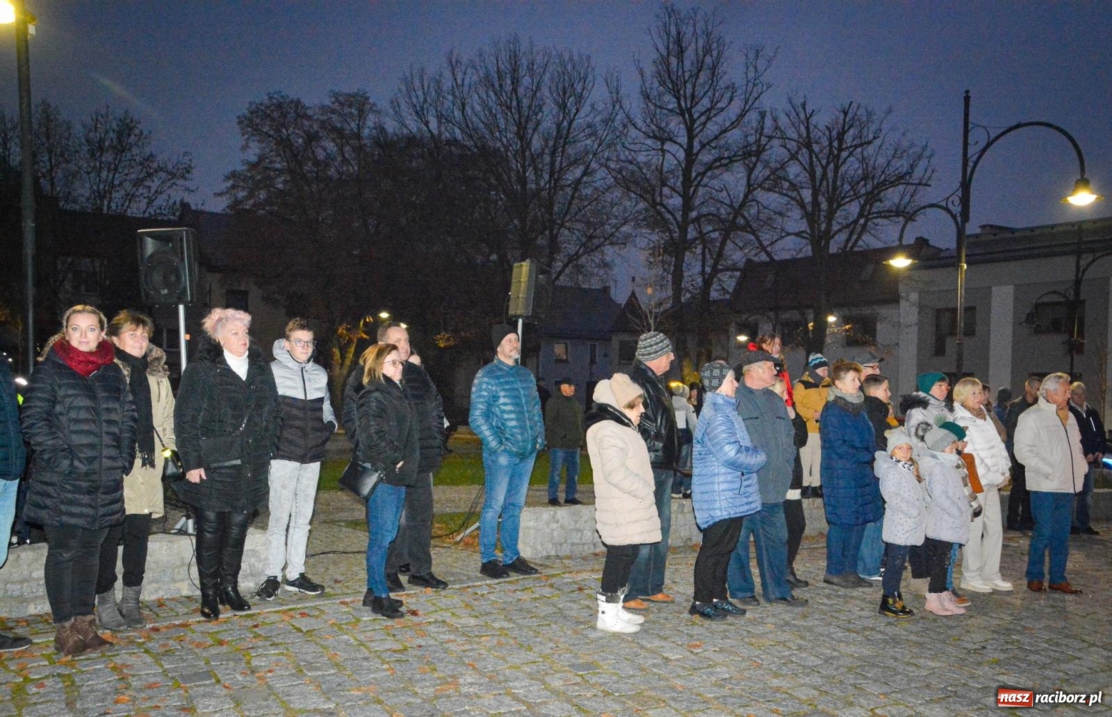 Zdjęcie w galerii na portalu naszraciborz.pl: Gęś i coca-cola. Święty Marcin przywitał mieszkańców Krzanowic w rytmie dixie wiadomości z regionu