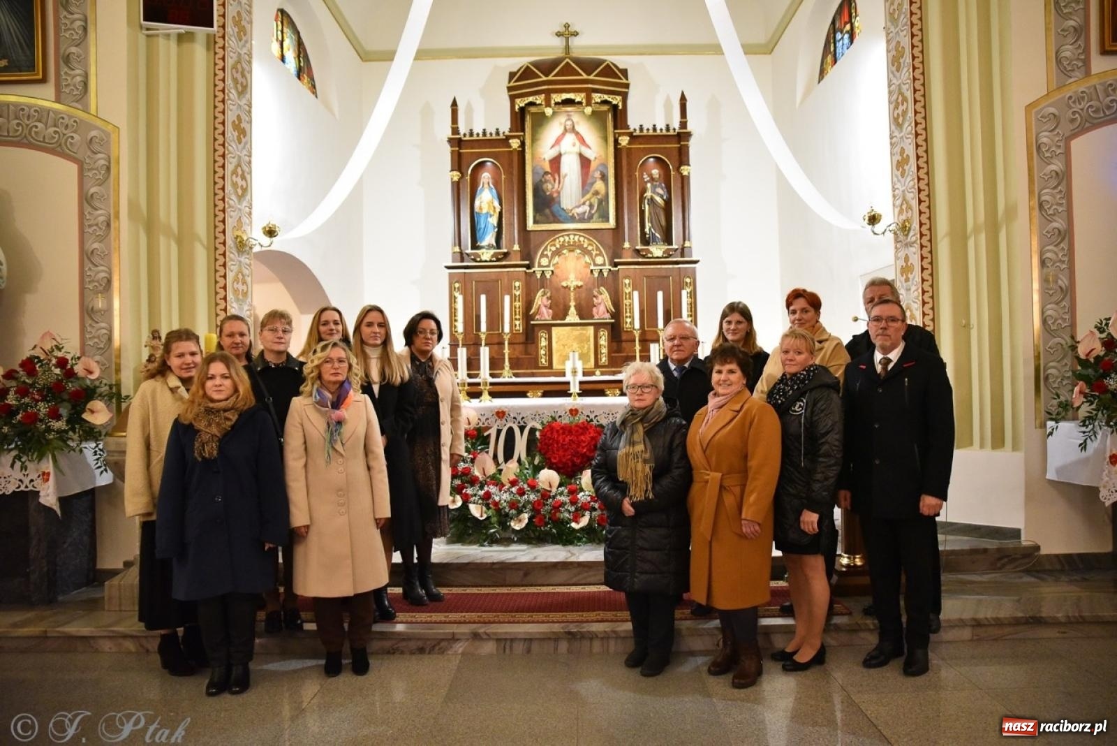 Zdjęcie w galerii na portalu naszraciborz.pl: Parafia Owsiszcze świętuje 100-lecie konsekracji kościoła wiadomości z regionu