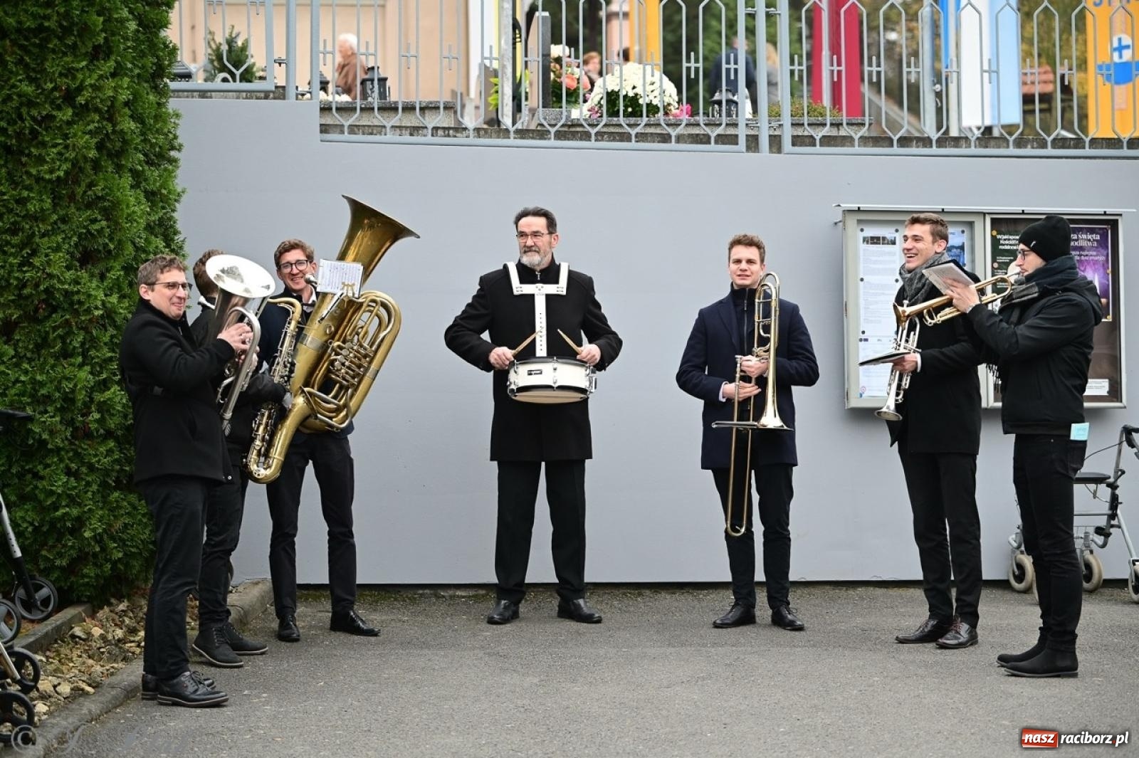Zdjęcie w galerii na portalu naszraciborz.pl: Parafia Owsiszcze świętuje 100-lecie konsekracji kościoła wiadomości z regionu