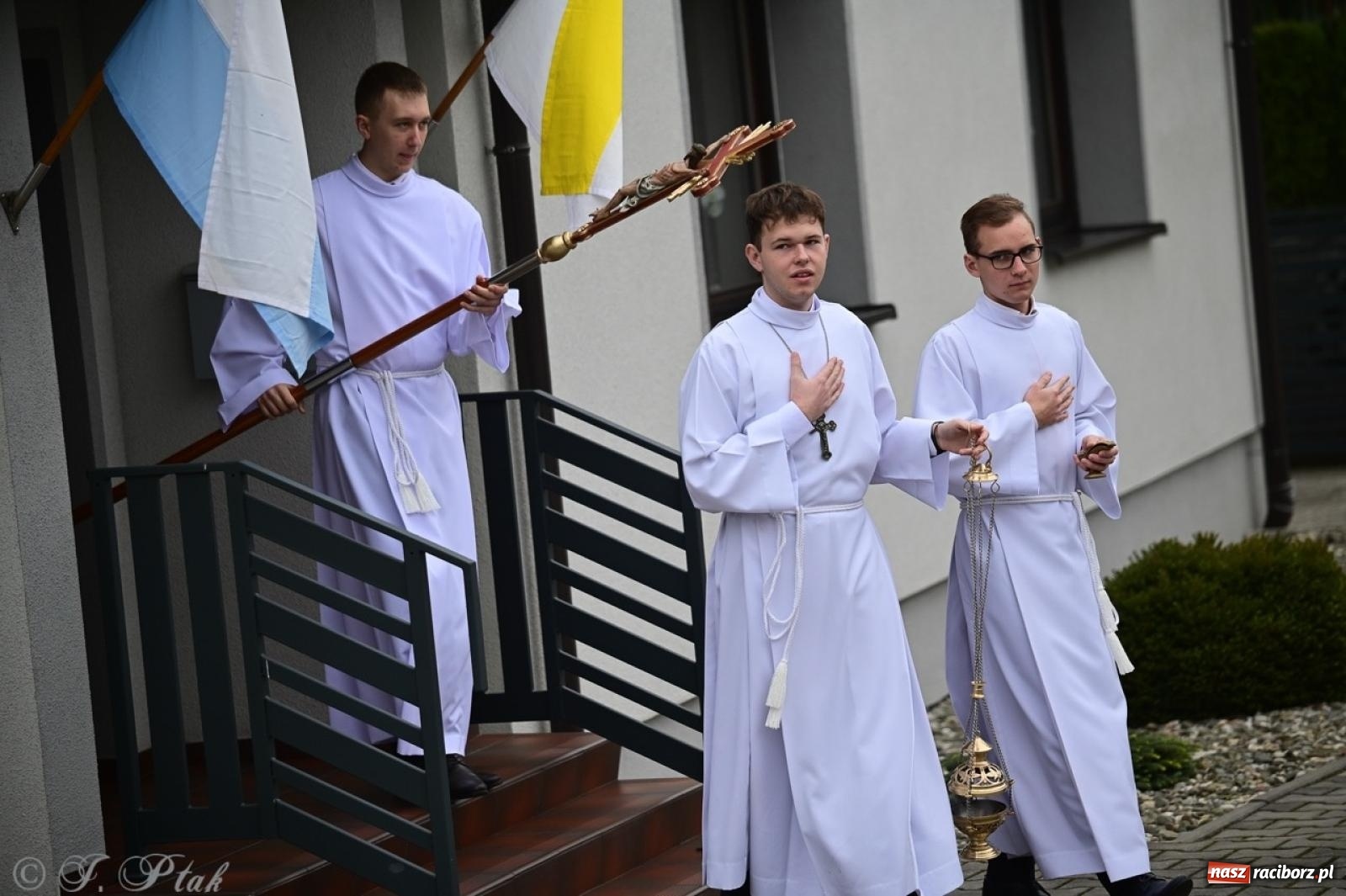 Zdjęcie w galerii na portalu naszraciborz.pl: Parafia Owsiszcze świętuje 100-lecie konsekracji kościoła wiadomości z regionu