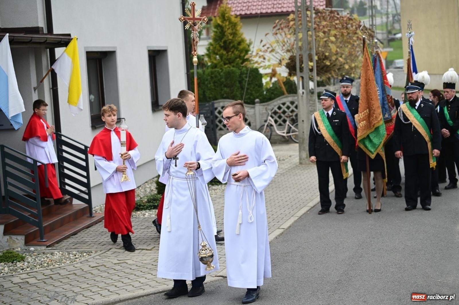 Zdjęcie w galerii na portalu naszraciborz.pl: Parafia Owsiszcze świętuje 100-lecie konsekracji kościoła wiadomości z regionu
