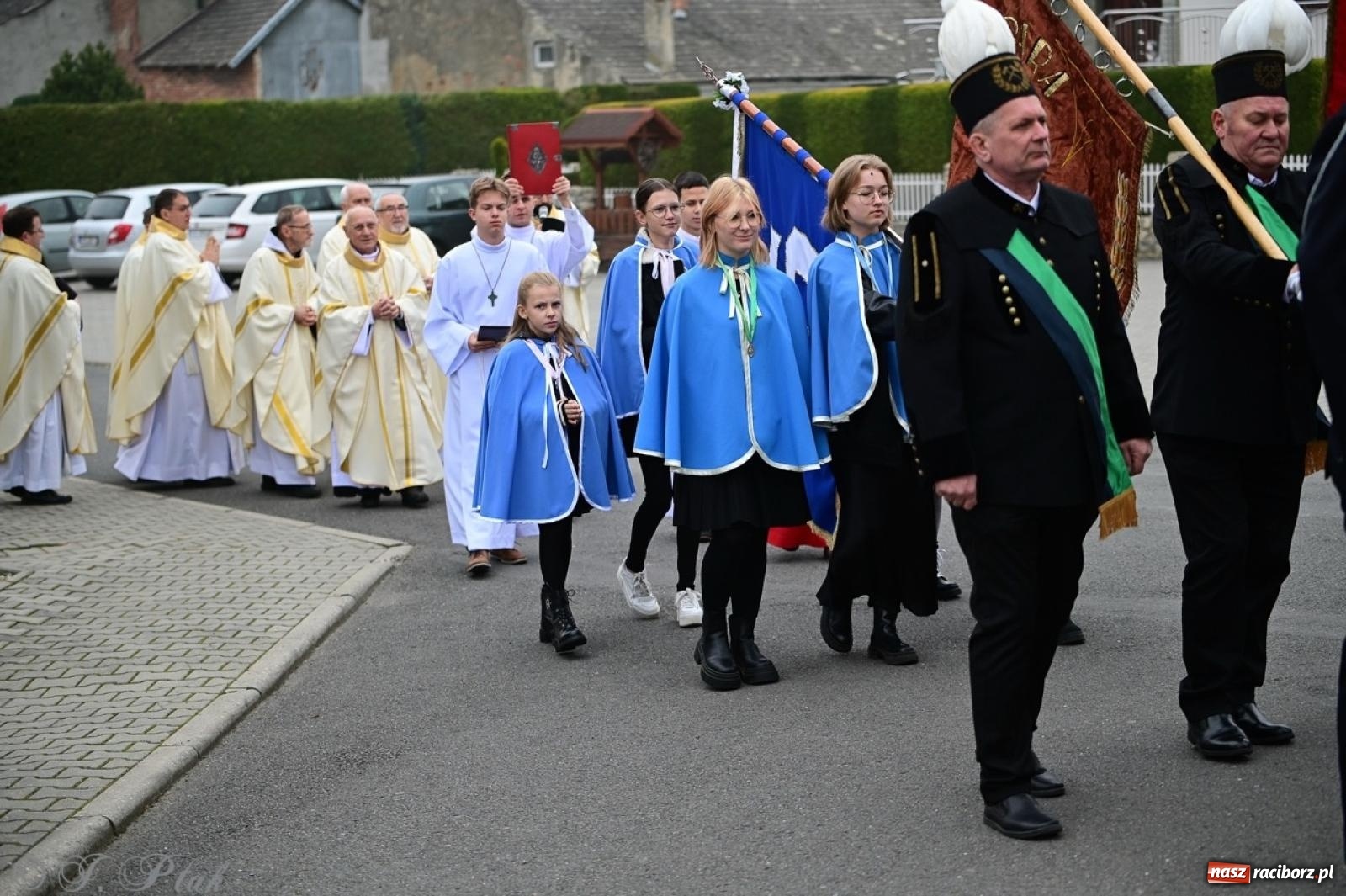 Zdjęcie w galerii na portalu naszraciborz.pl: Parafia Owsiszcze świętuje 100-lecie konsekracji kościoła wiadomości z regionu