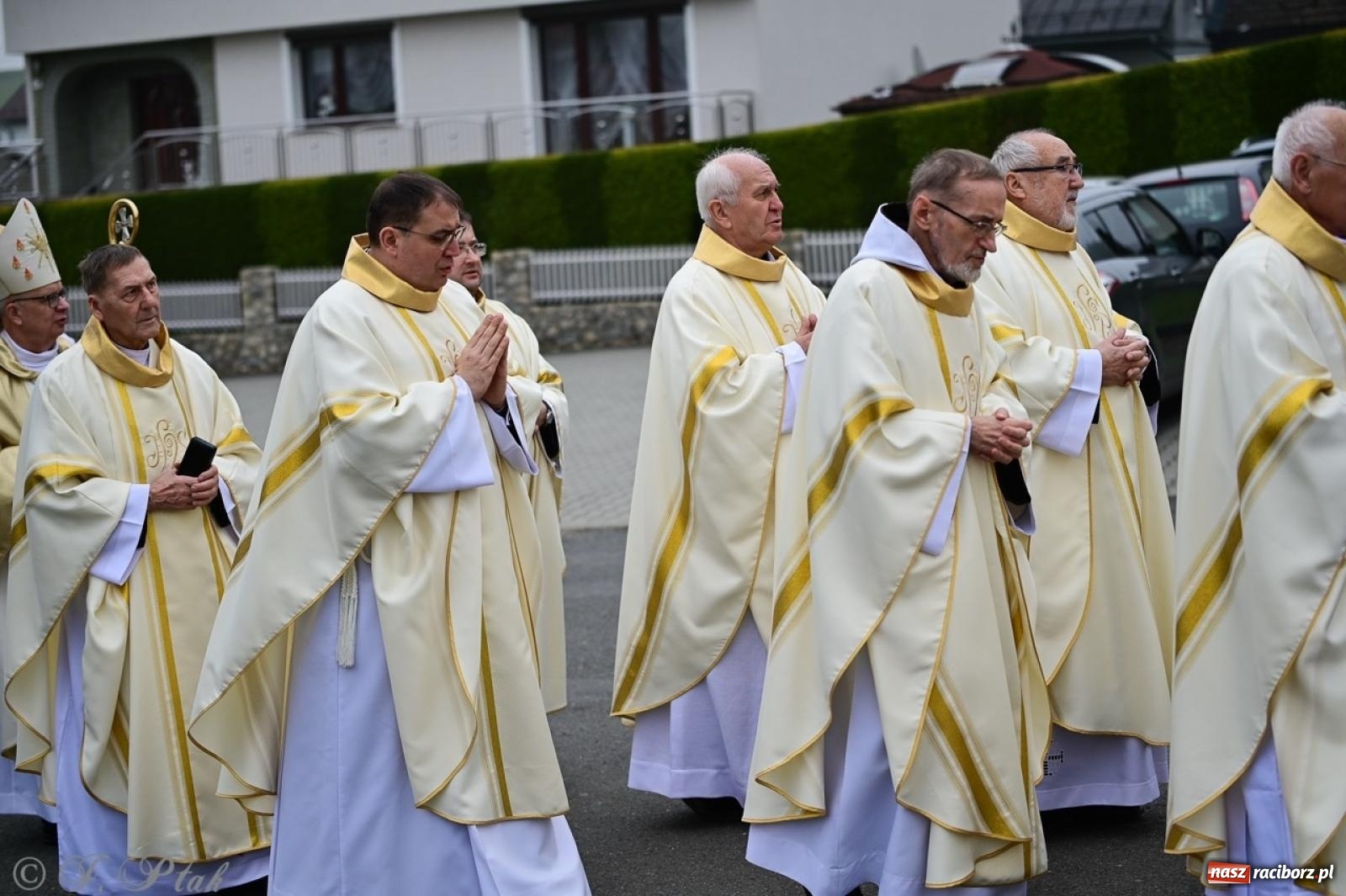Zdjęcie w galerii na portalu naszraciborz.pl: Parafia Owsiszcze świętuje 100-lecie konsekracji kościoła wiadomości z regionu